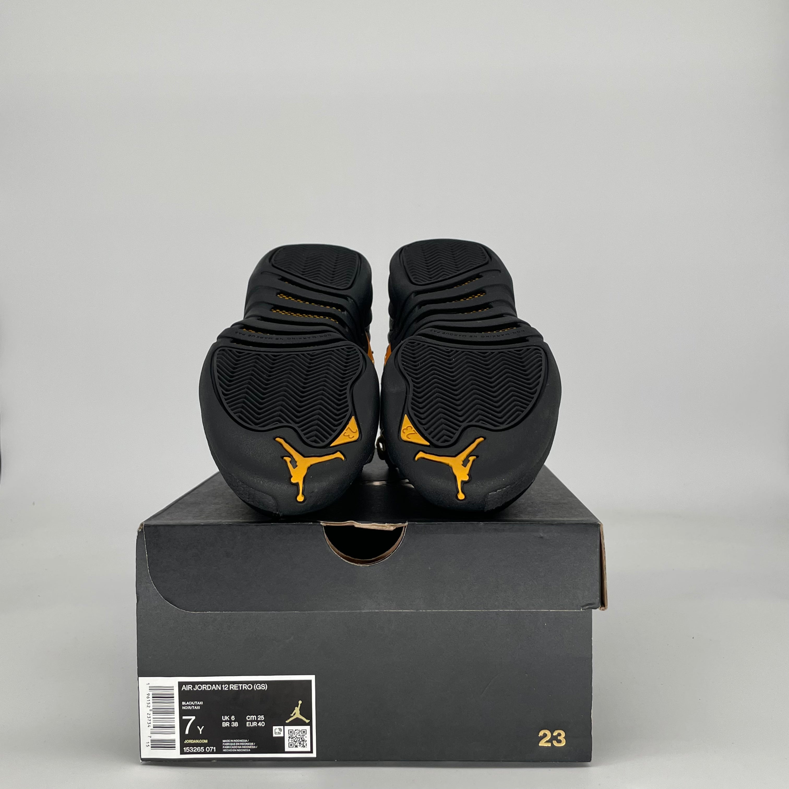 AIR JORDAN 12 BLACK TAXI 153265-071 SIZE 7/8.5W