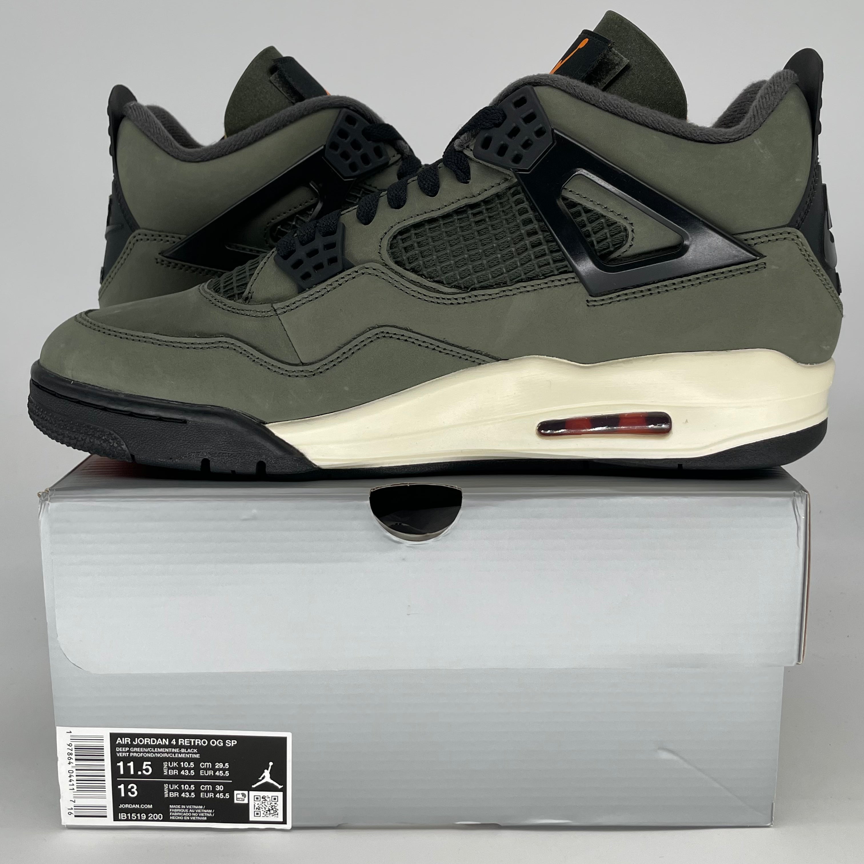 AIR JORDAN 4 UNDEFEATED 2025 IB1519-200 SIZE 11.5/13W