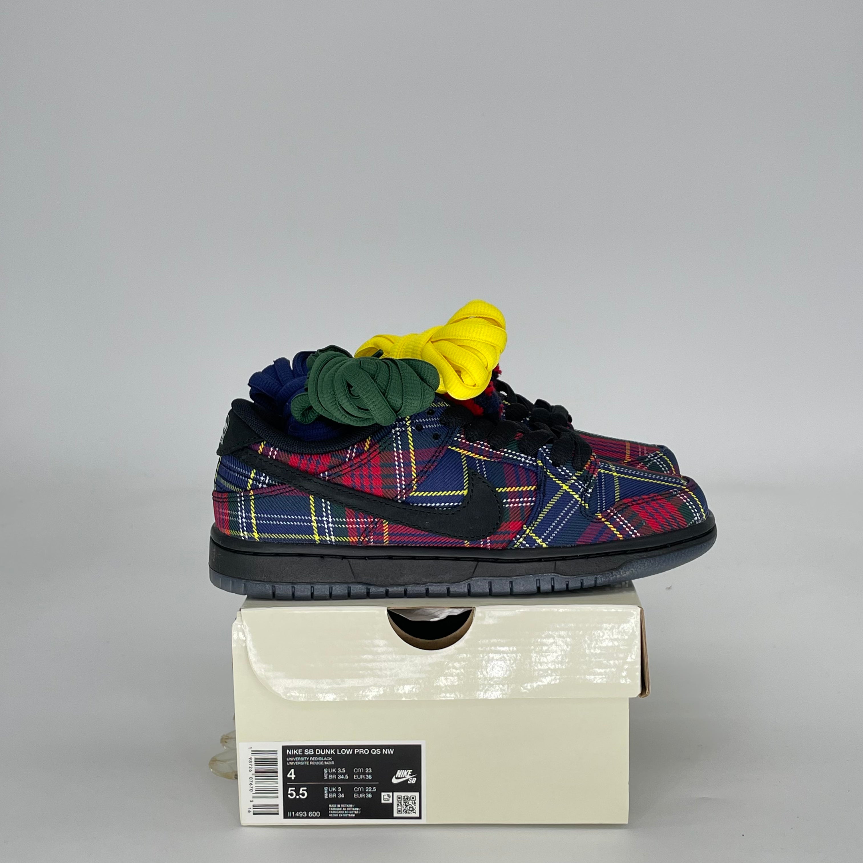 NIKE SB DUNK LOW NARDWUAR II1493-600 SIZE 4/5.5W GS