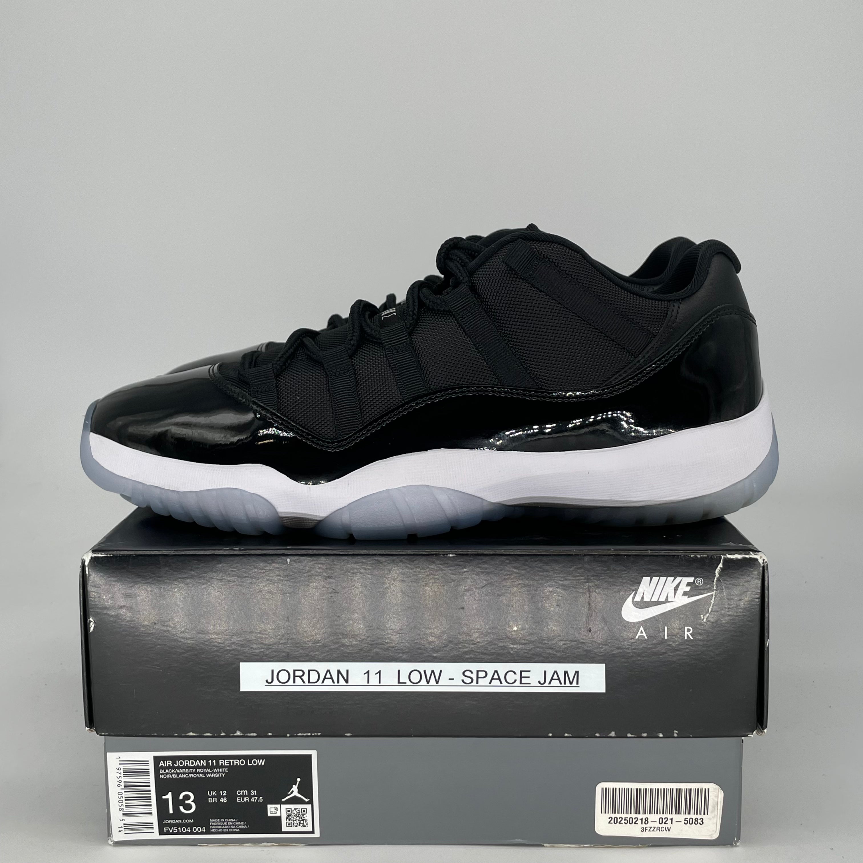 AIR JORDAN 11 LOW SPACE JAM FV5104-004 SIZE 13/14.5W