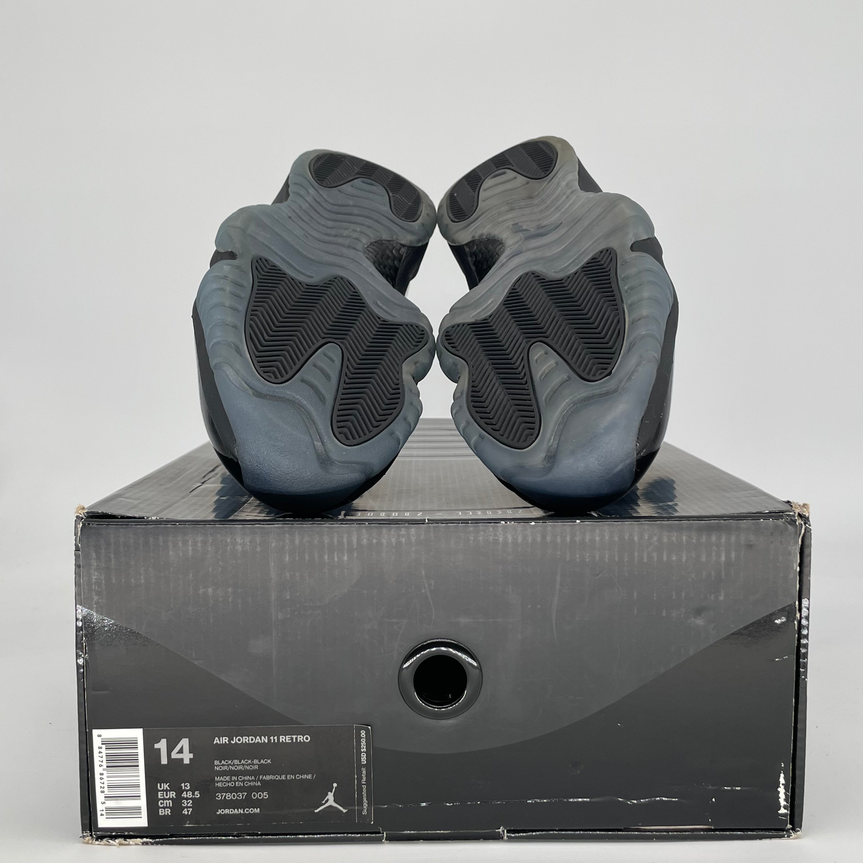 AIR JORDAN 11 CAP AND GOWN 378037-005 SIZE 14/15.5W