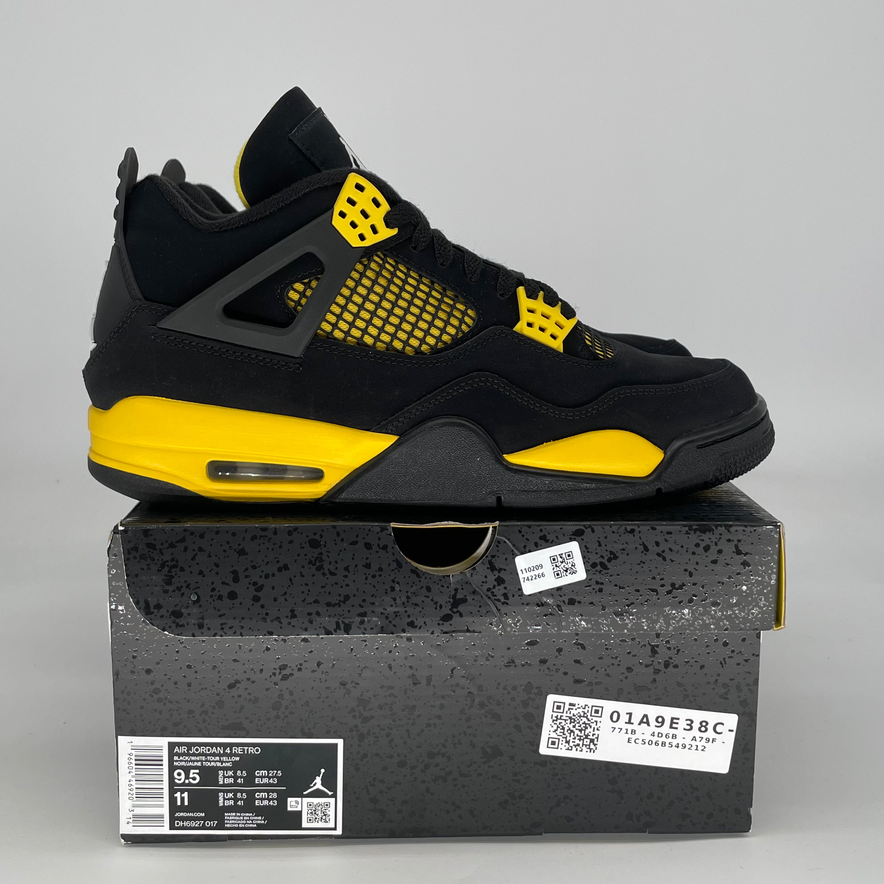 AIR JORDAN 4 THUNDER DH6927-017 SIZE 9.5/11W