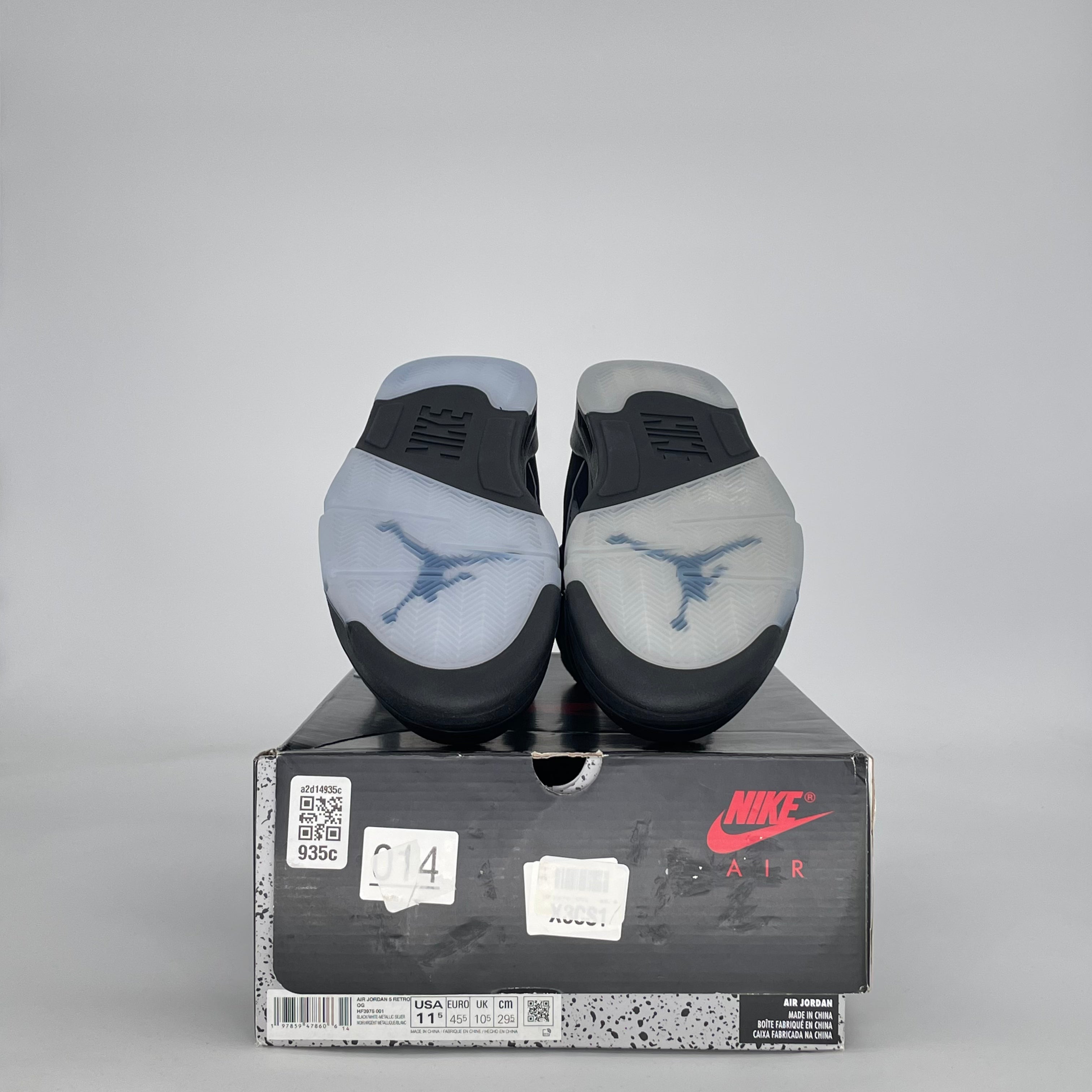 AIR JORDAN 5 BLACK METALLIC REIMAGINED HF3975-001 SIZE 11.5/13W