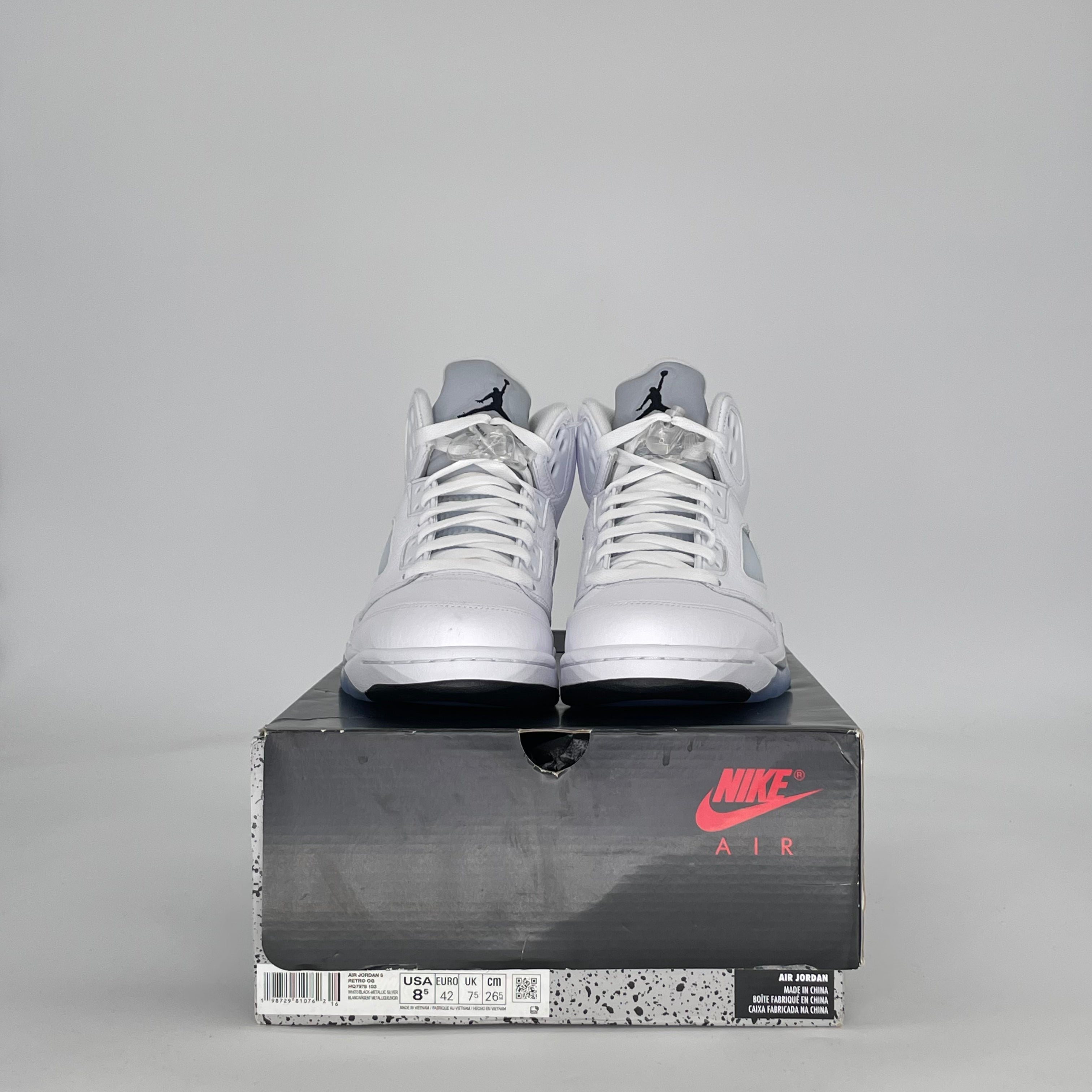 AIR JORDAN 5 WHITE METALLIC HQ7978-103 SIZE 8.5/10W