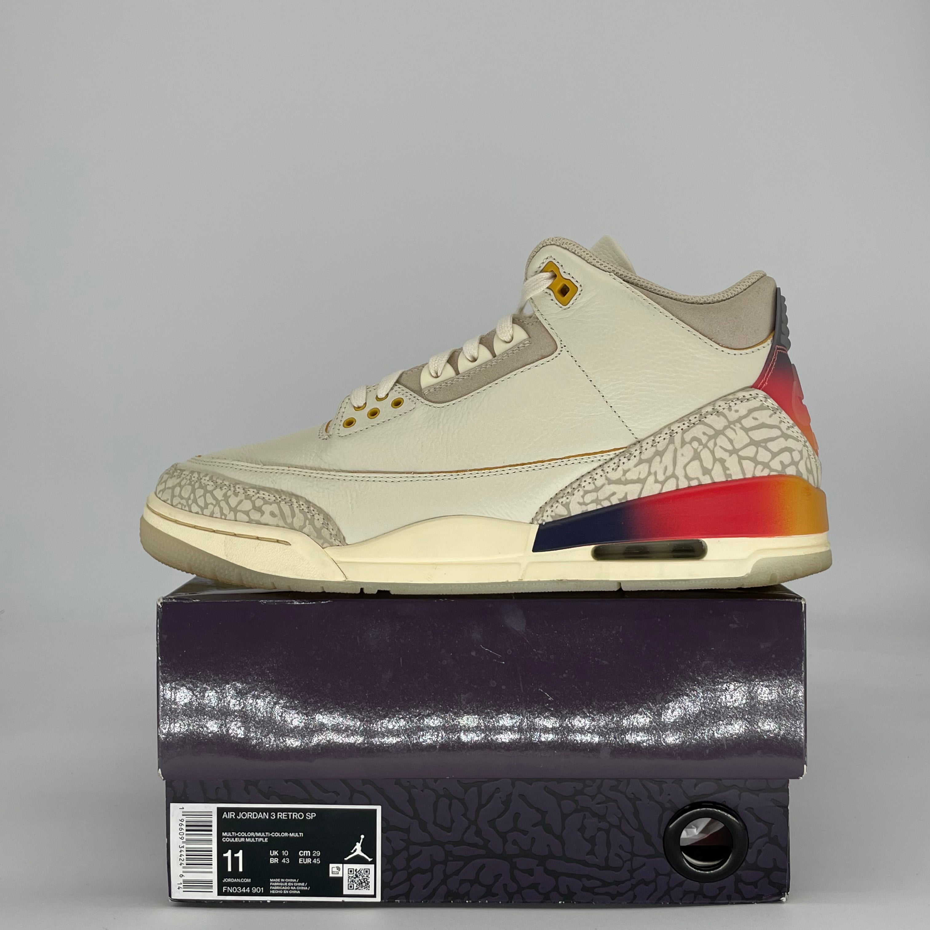 AIR JORDAN 3 J BALVIN MEDELLIN SUNSET FN0344-901 SIZE 11/12.5W