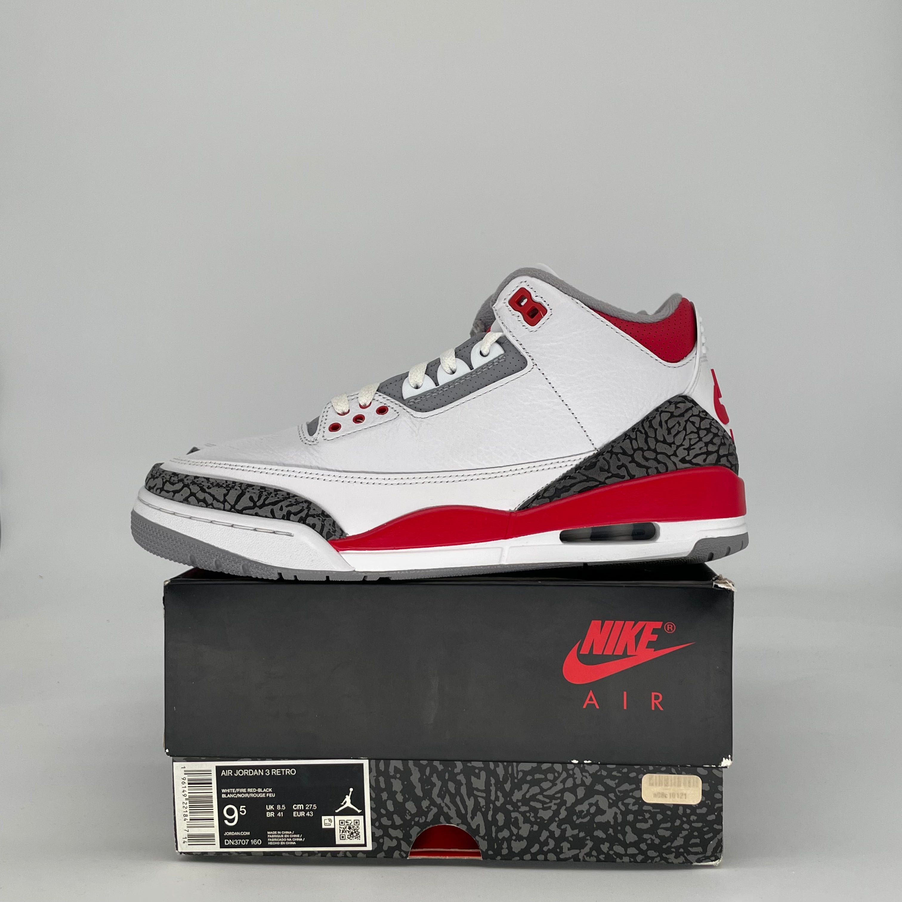 AIR JORDAN 3 FIRE RED DN3707-160 SIZE 9.5/11W
