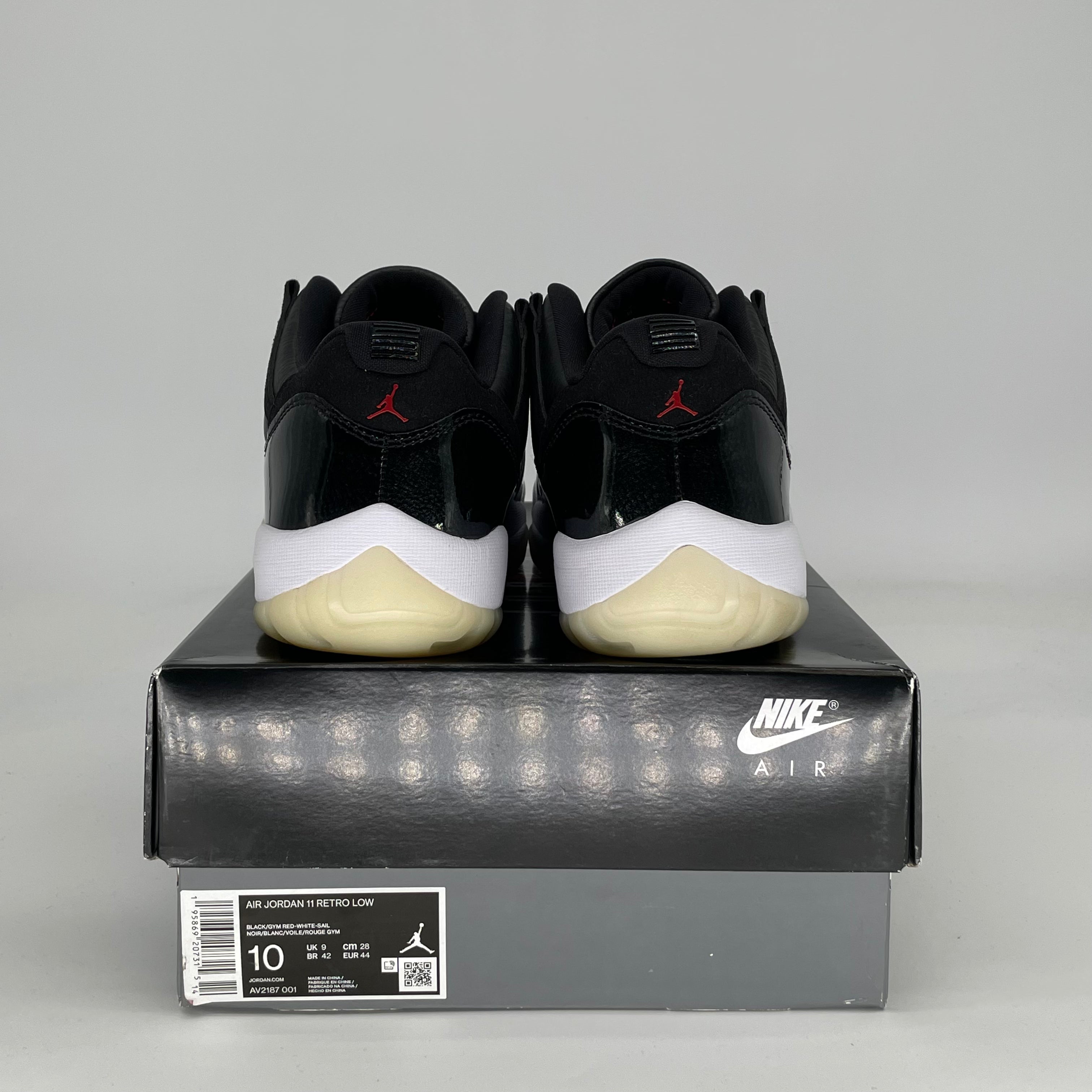 AIR JORDAN 11 LOW 72-10 AV2187-001 SIZE 10/11.5W