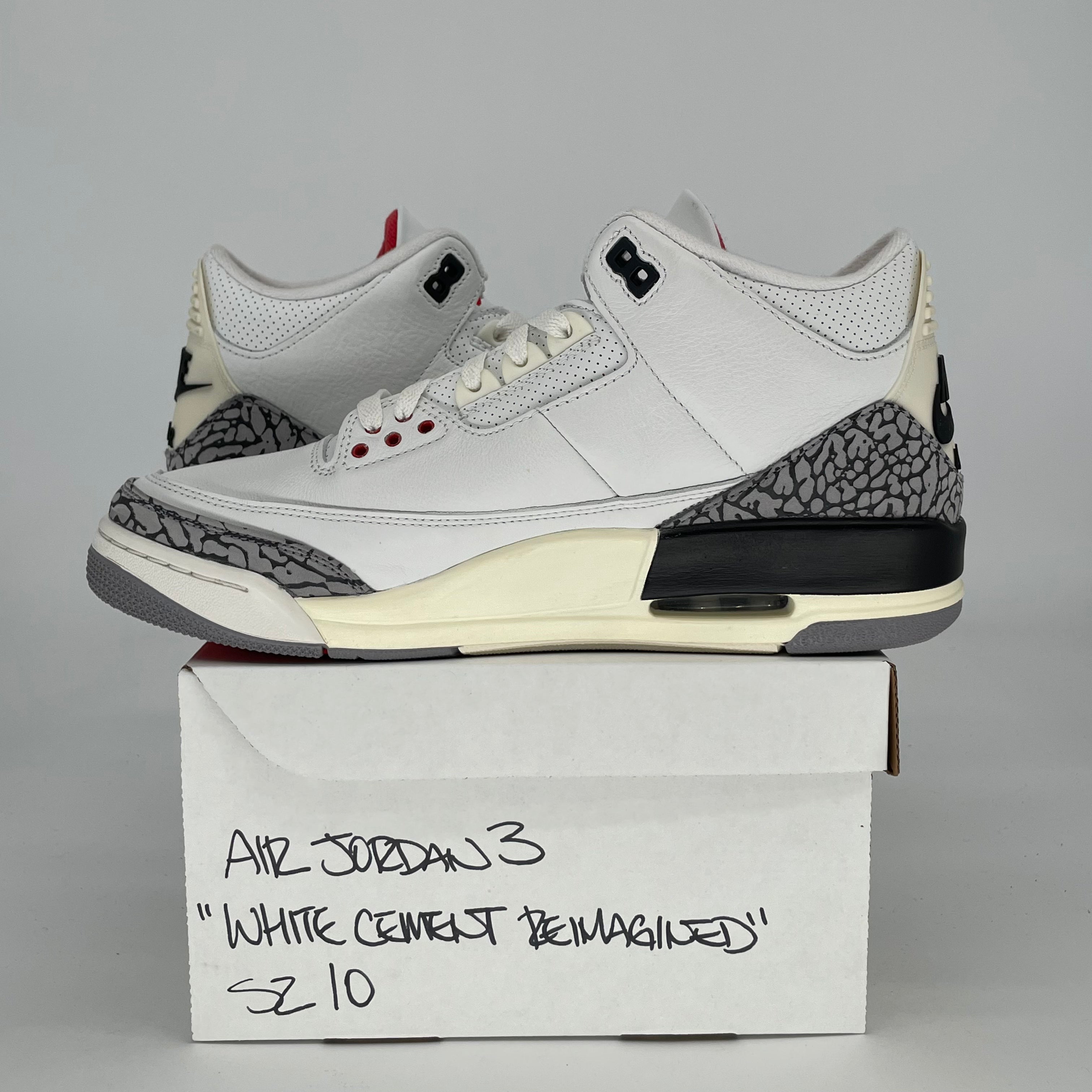 AIR JORDAN 3 WHITE CEMENT REIMAGINED DN3707-100 SIZE 10/11.5W