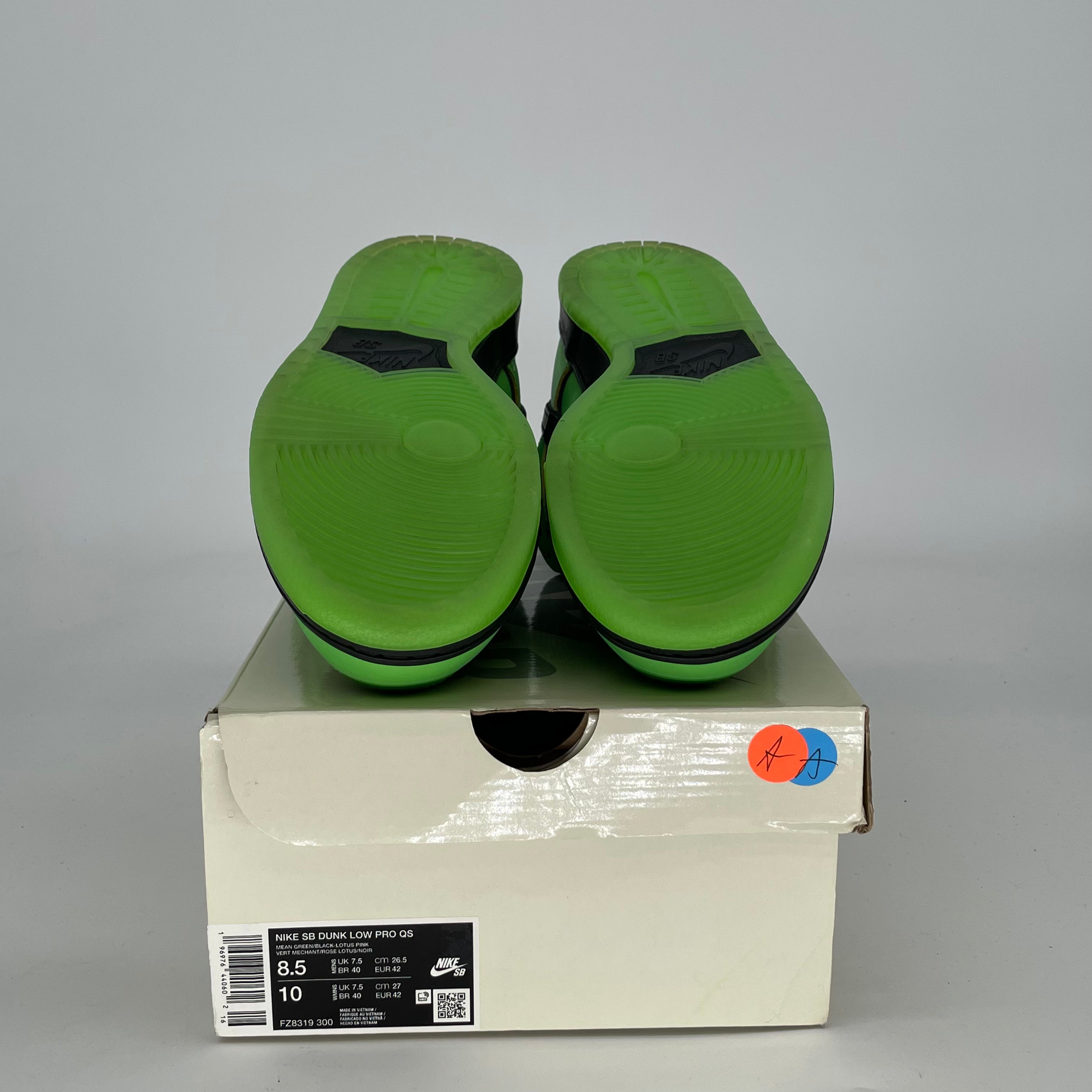 NIKE SB DUNK LOW POWERPUFF GIRLS BUTTERCUP FZ8319-300 SIZE 8.5/10W