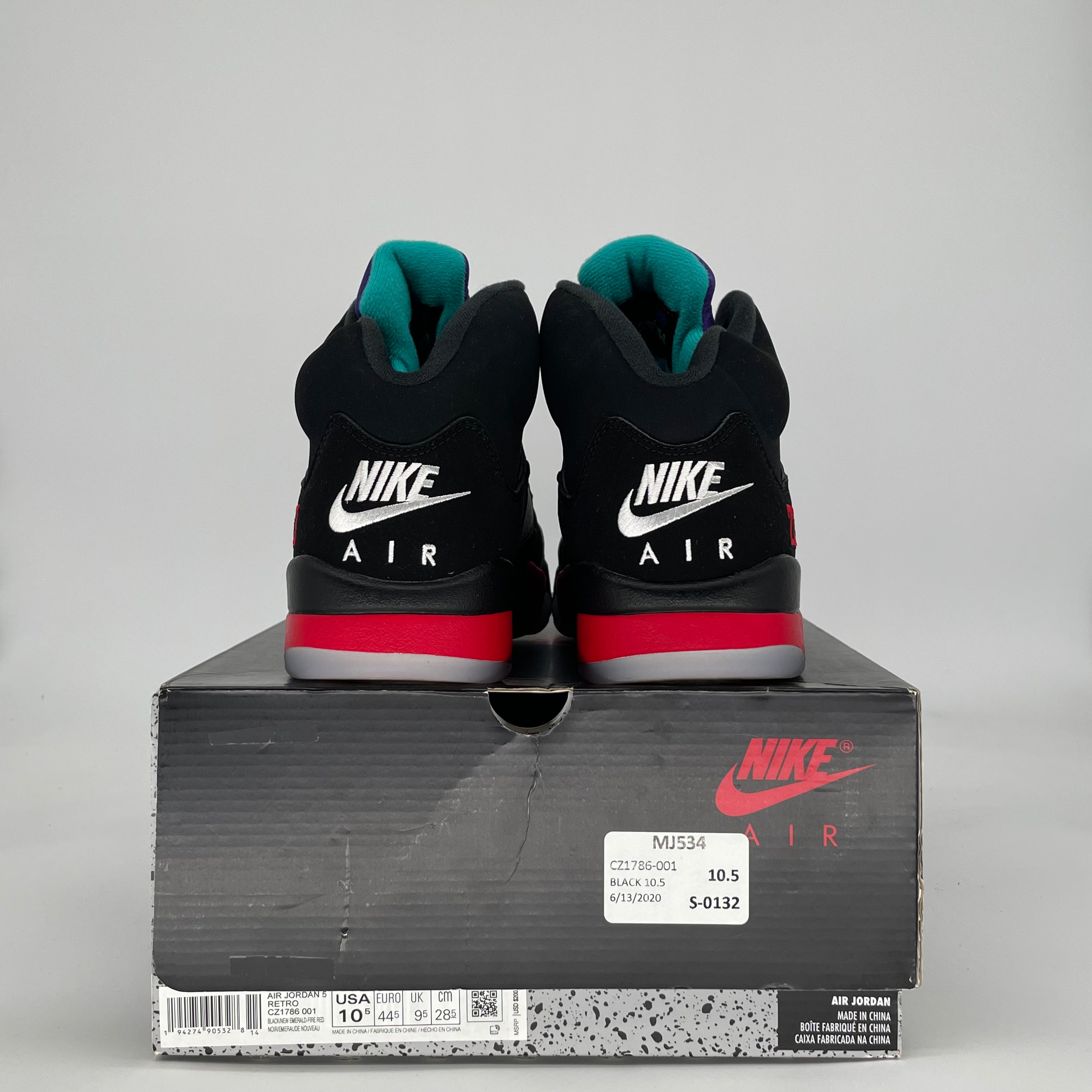 AIR JORDAN 5 TOP 3 CZ1786-001 SIZE 10.5/12W