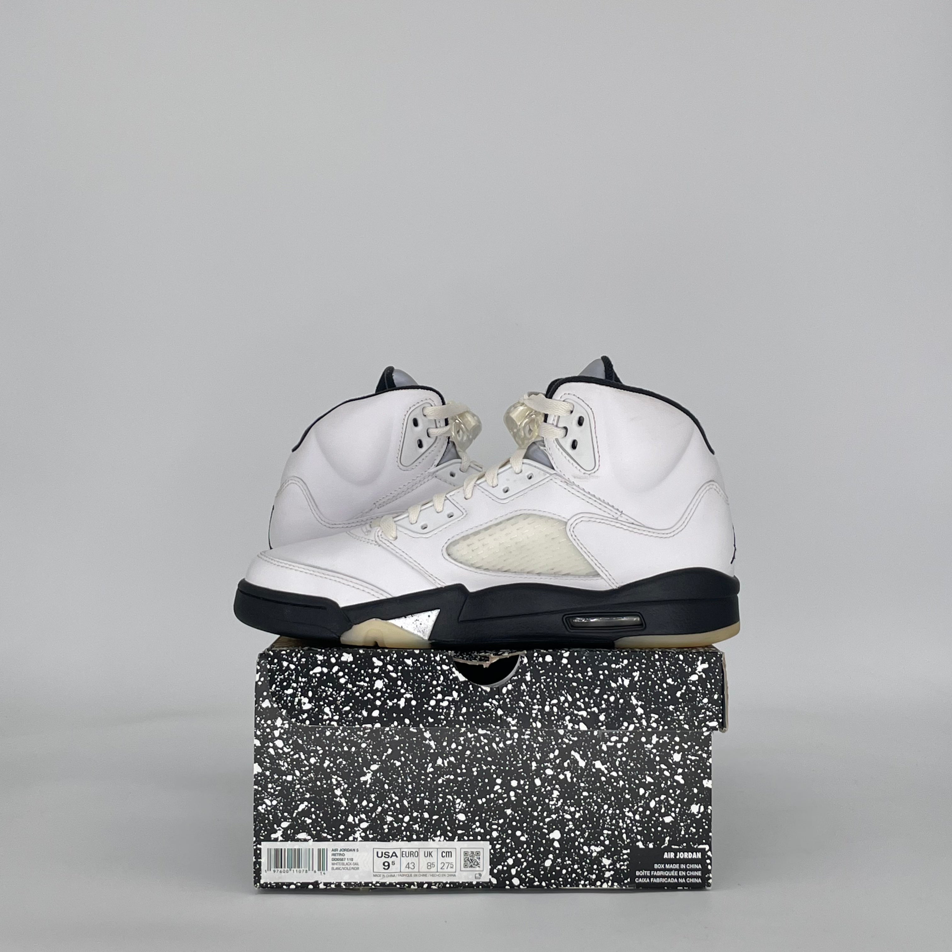 AIR JORDAN 5 REVERSE METALLIC DD0587-110 SIZE 9.5/11W