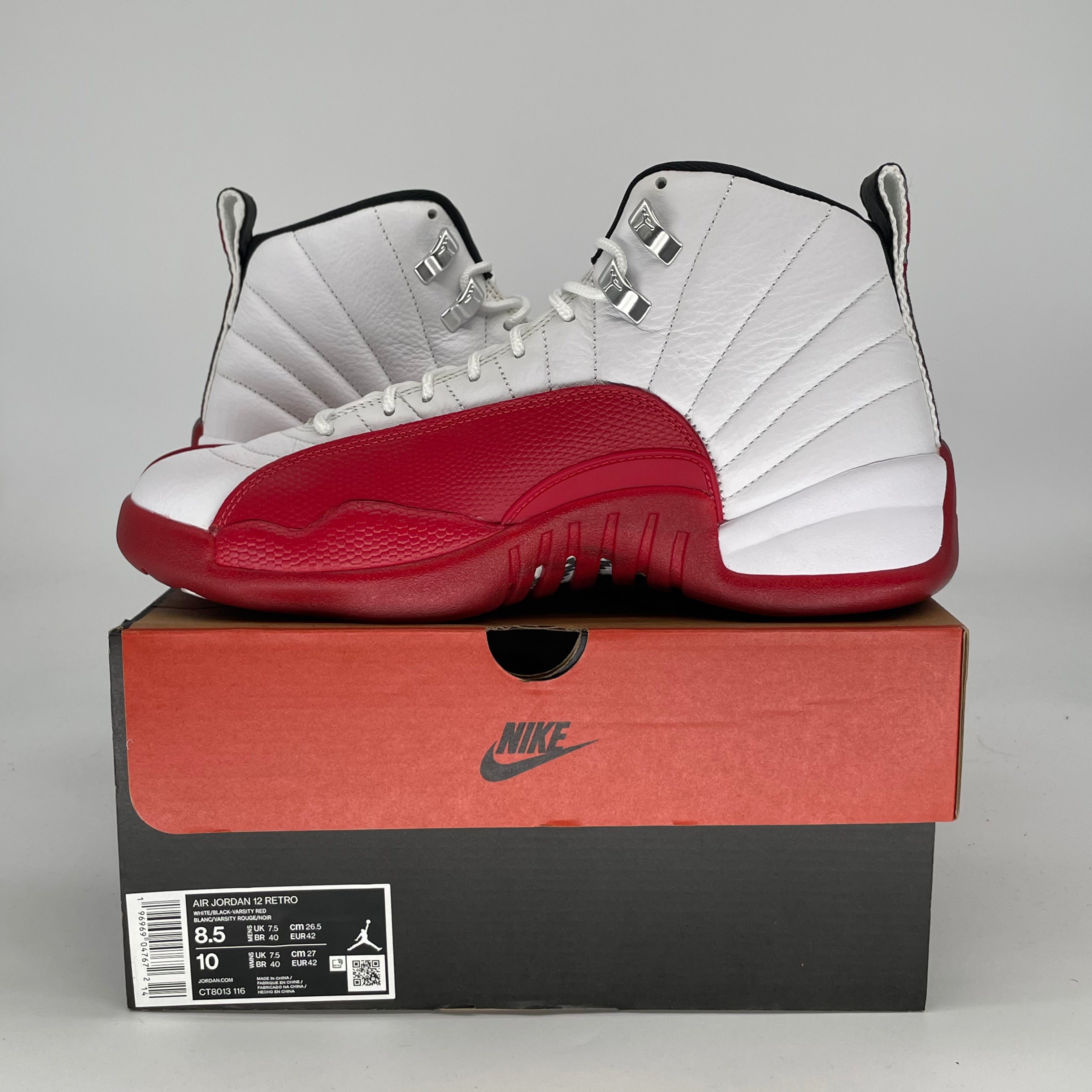 AIR JORDAN 12 CHERRY CT8013-116 SIZE 8.5/10W