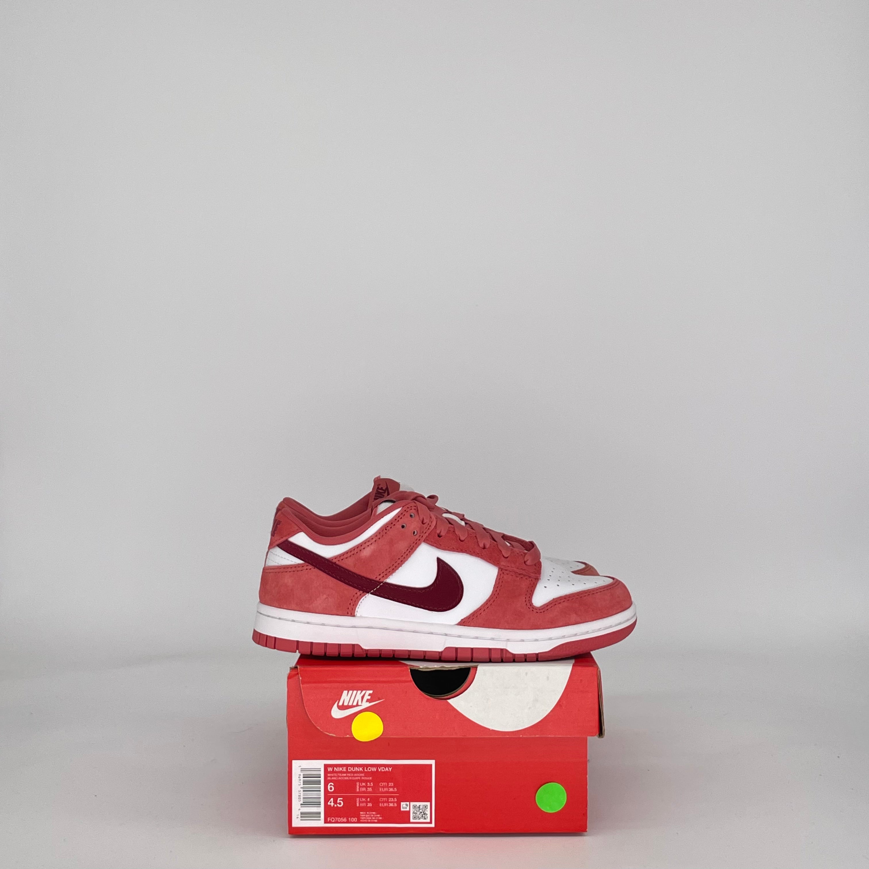 NIKE DUNK LOW VALENTINES DAY FQ7056-100 SIZE 4.5/6W GS