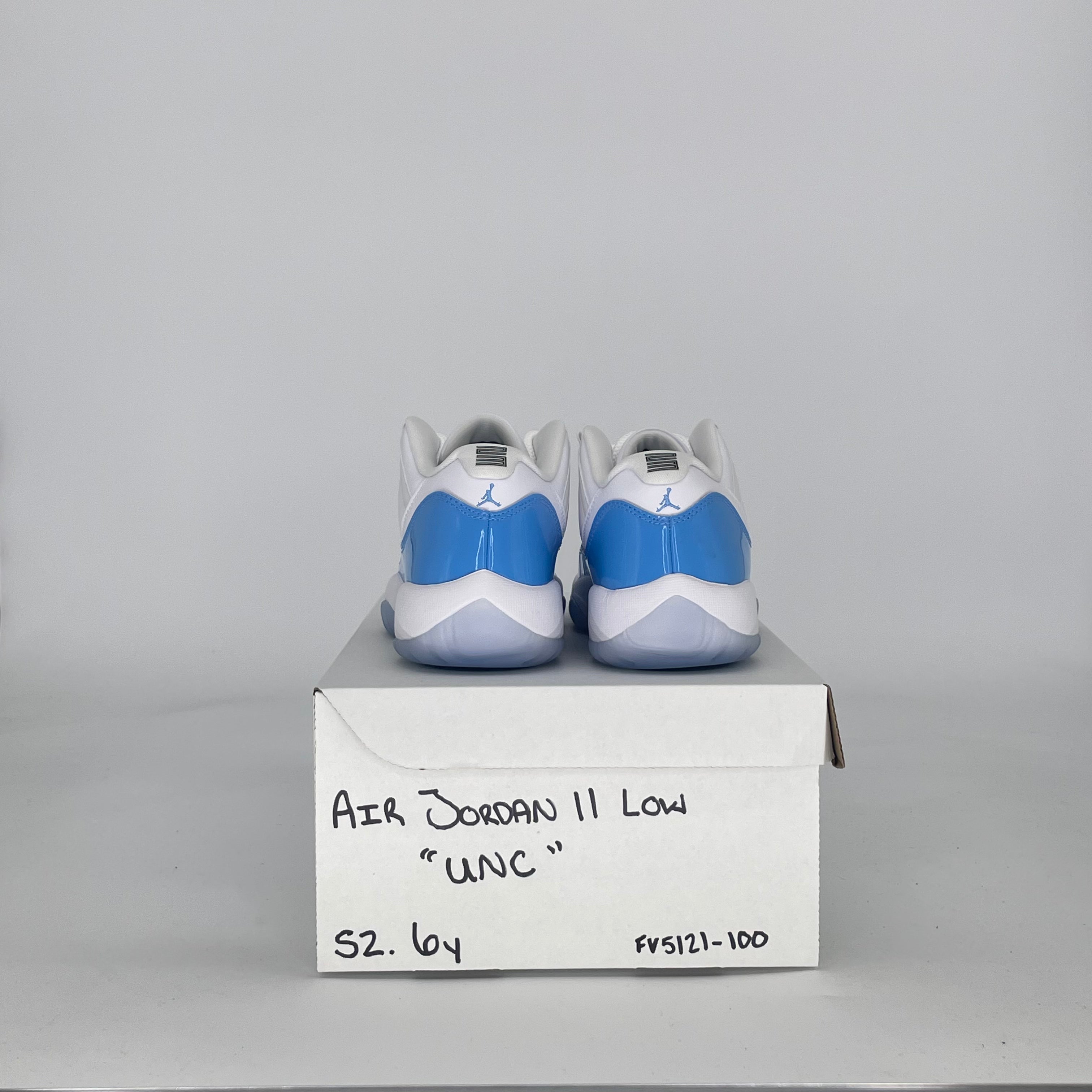 AIR JORDAN 11 LOW UNIVERSITY BLUE FV5121-100 SIZE 6/7.5W GS