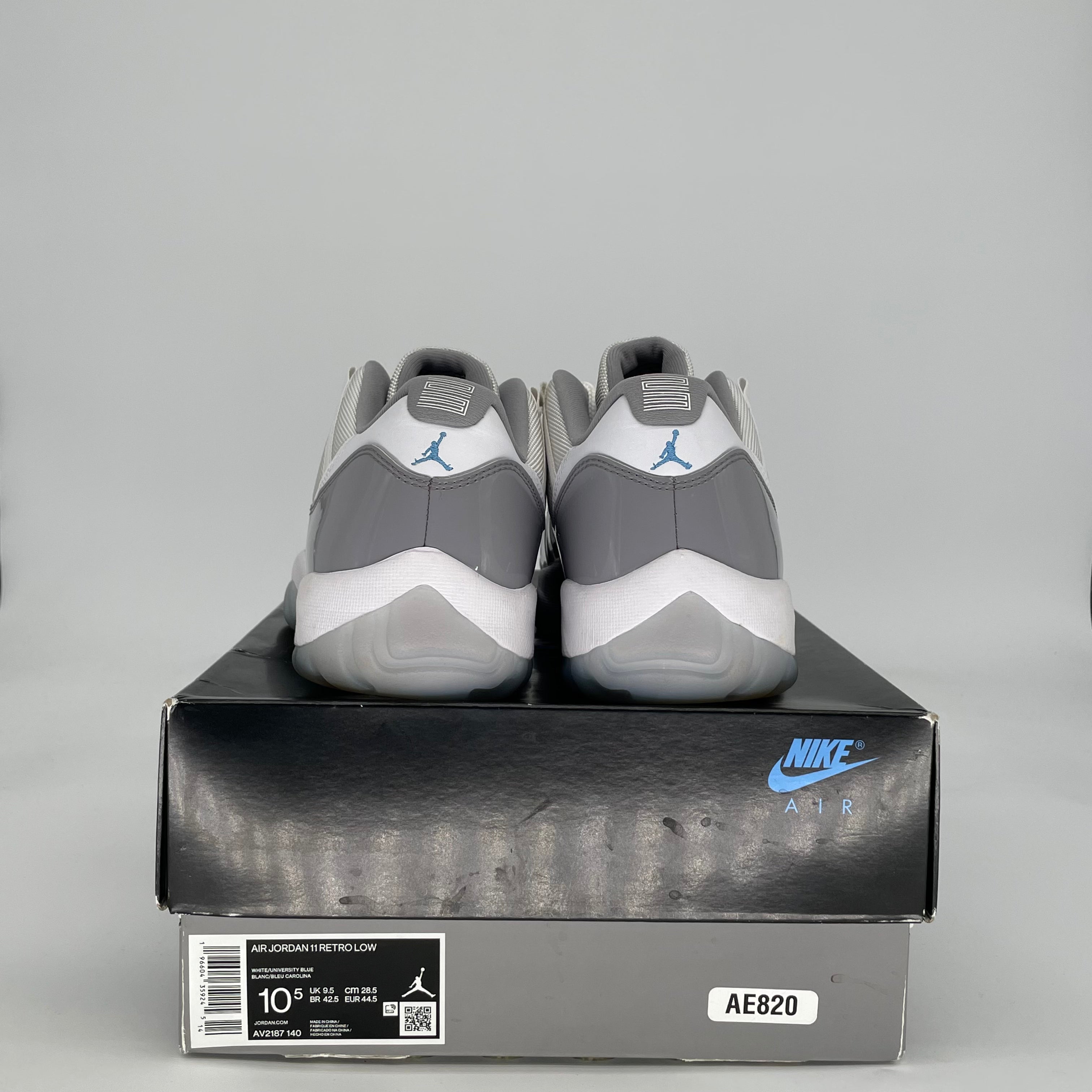 AIR JORDAN 11 LOW CEMENT GREY AV2187-140 SIZE 10.5/12W