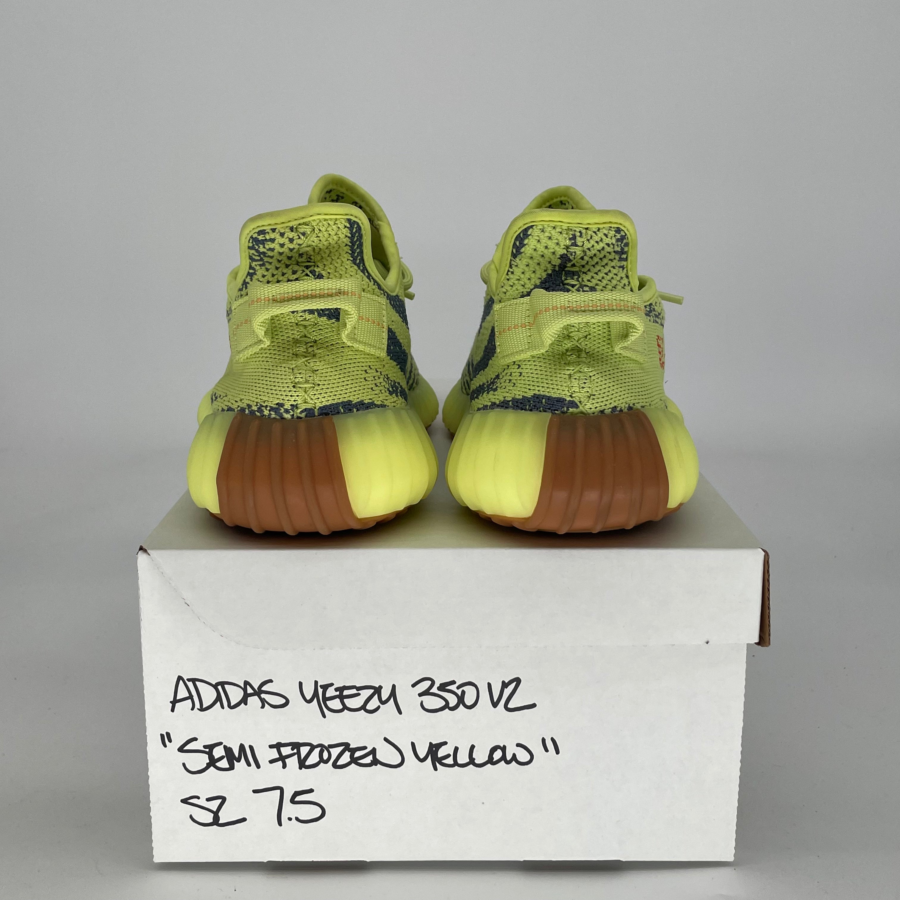 ADIDAS YEEZY 350 V2 SEMI FROZEN YELLOW B37572 SIZE 7.5/9W