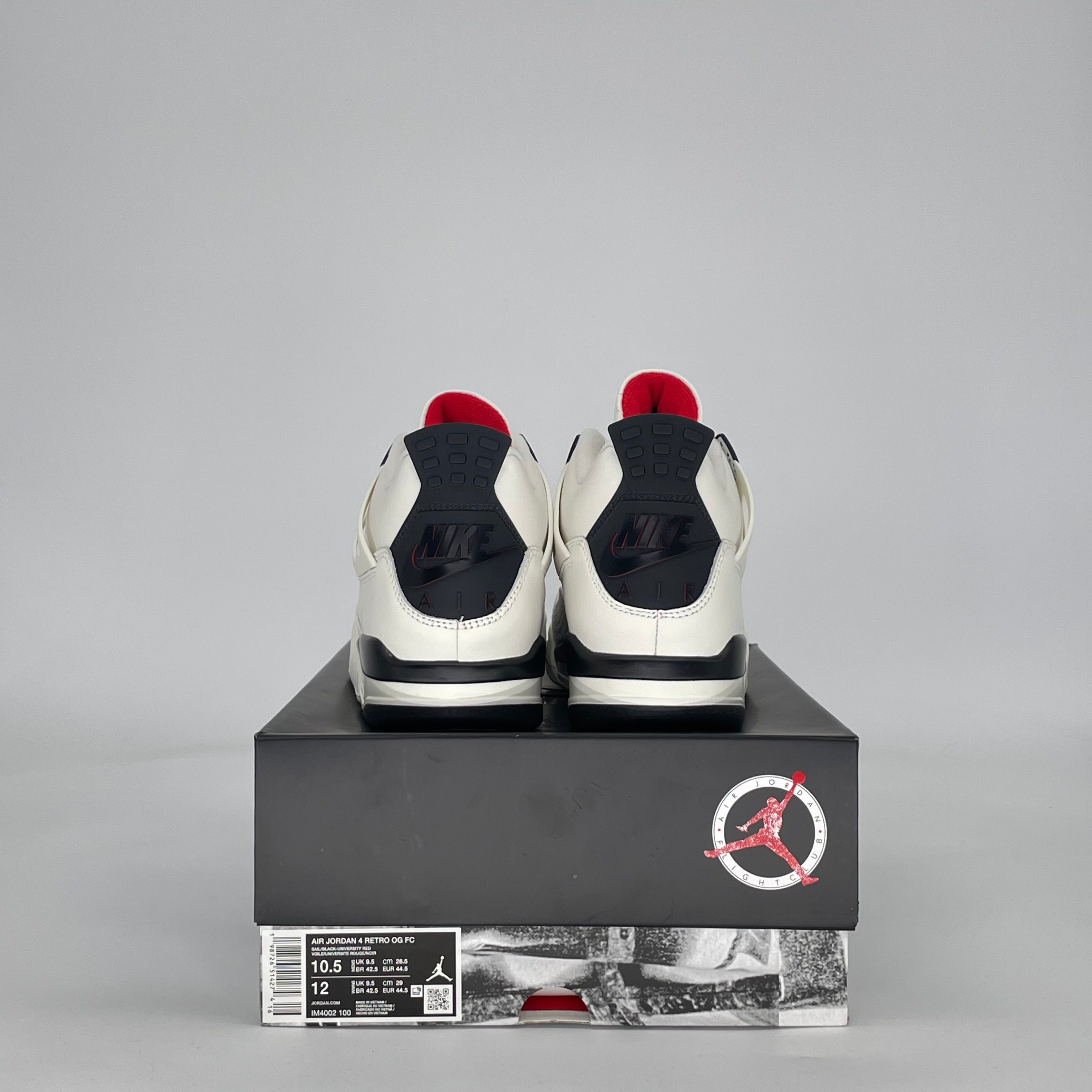 AIR JORDAN 4 FLIGHT CLUB IM4002-100 SIZE 10.5/12W