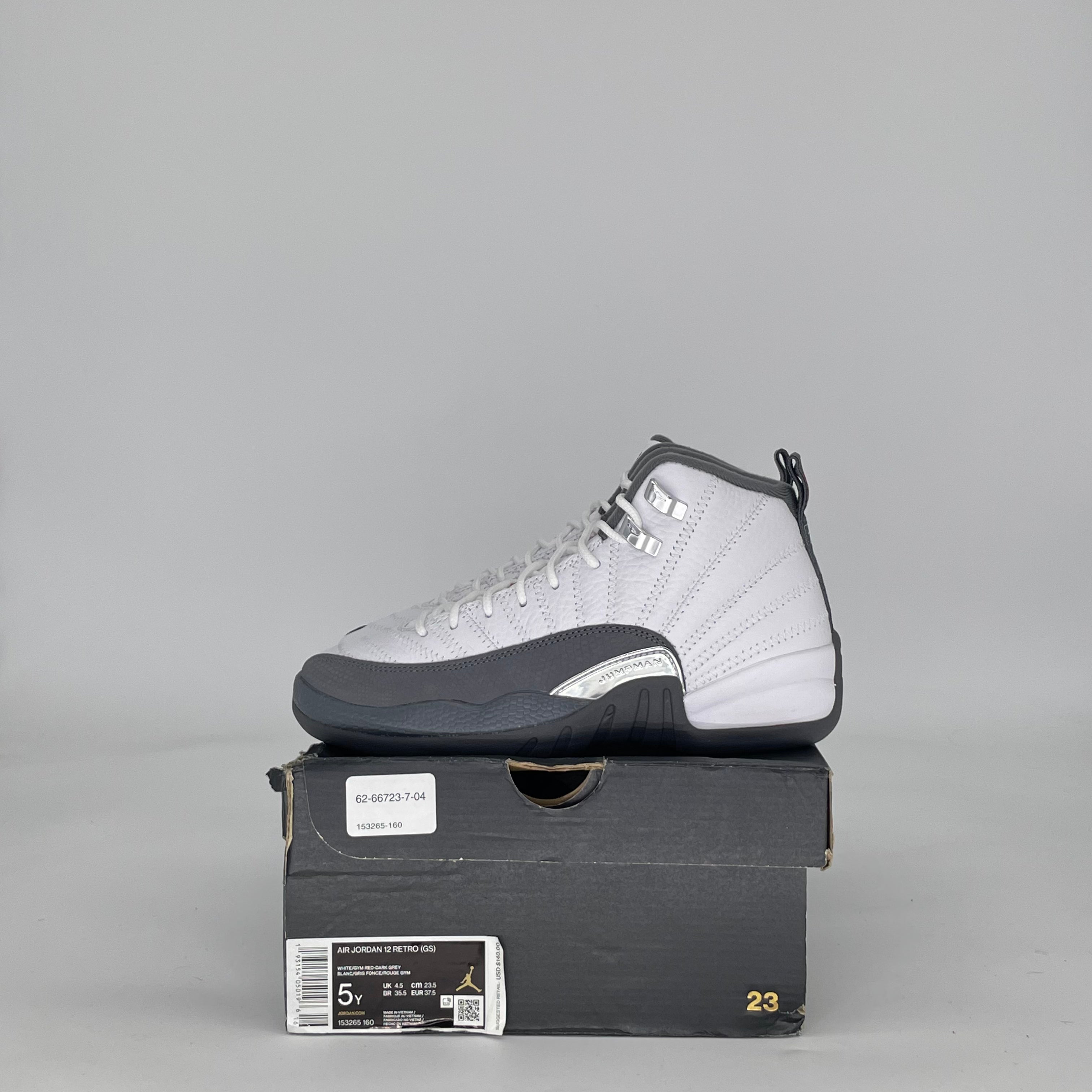 AIR JORDAN 12 WHITE DARK GREY 153265-160 SIZE 5/6.5W