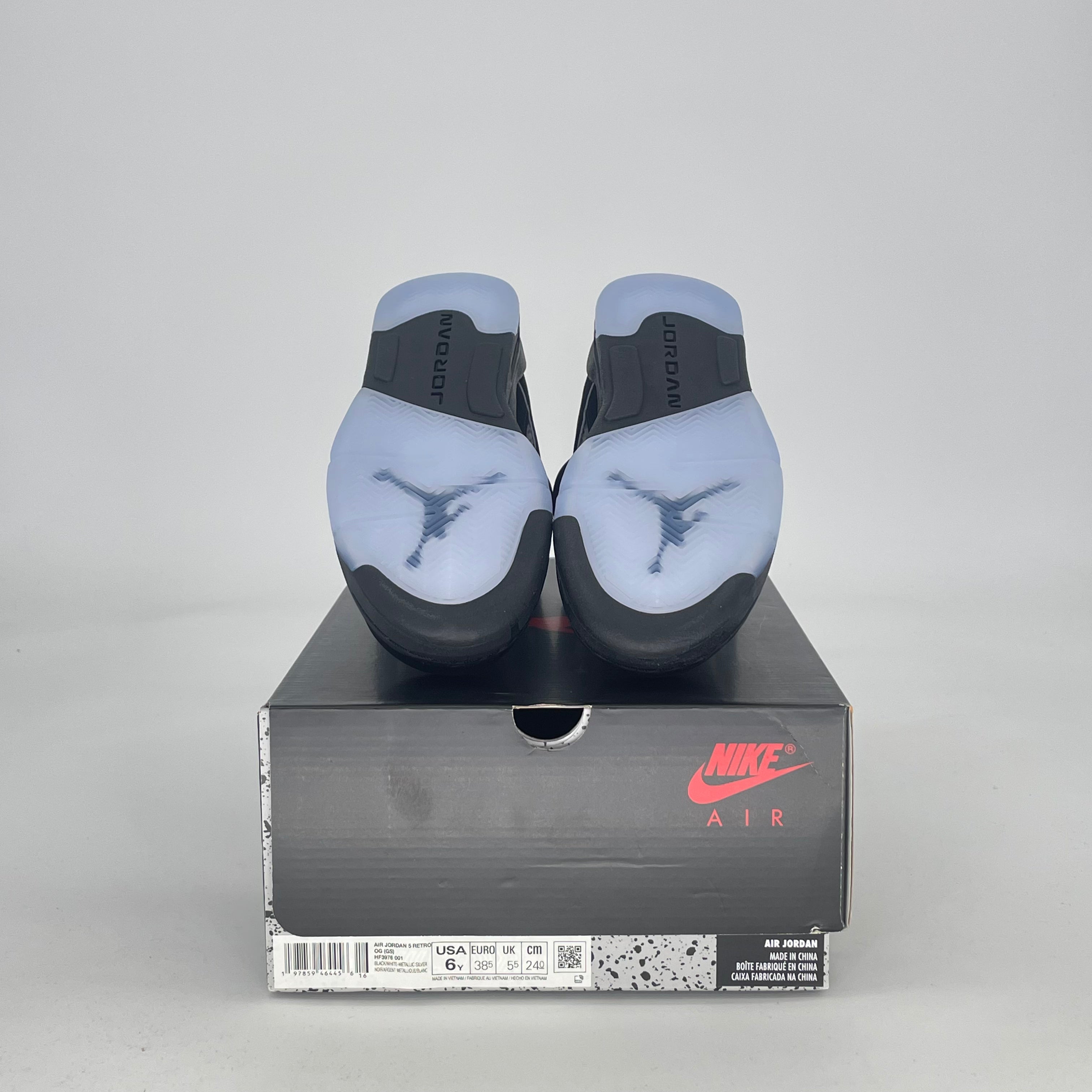AIR JORDAN 5 BLACK METALLIC REIMAGINED HF3976-001 SIZE 6/7.5W GS