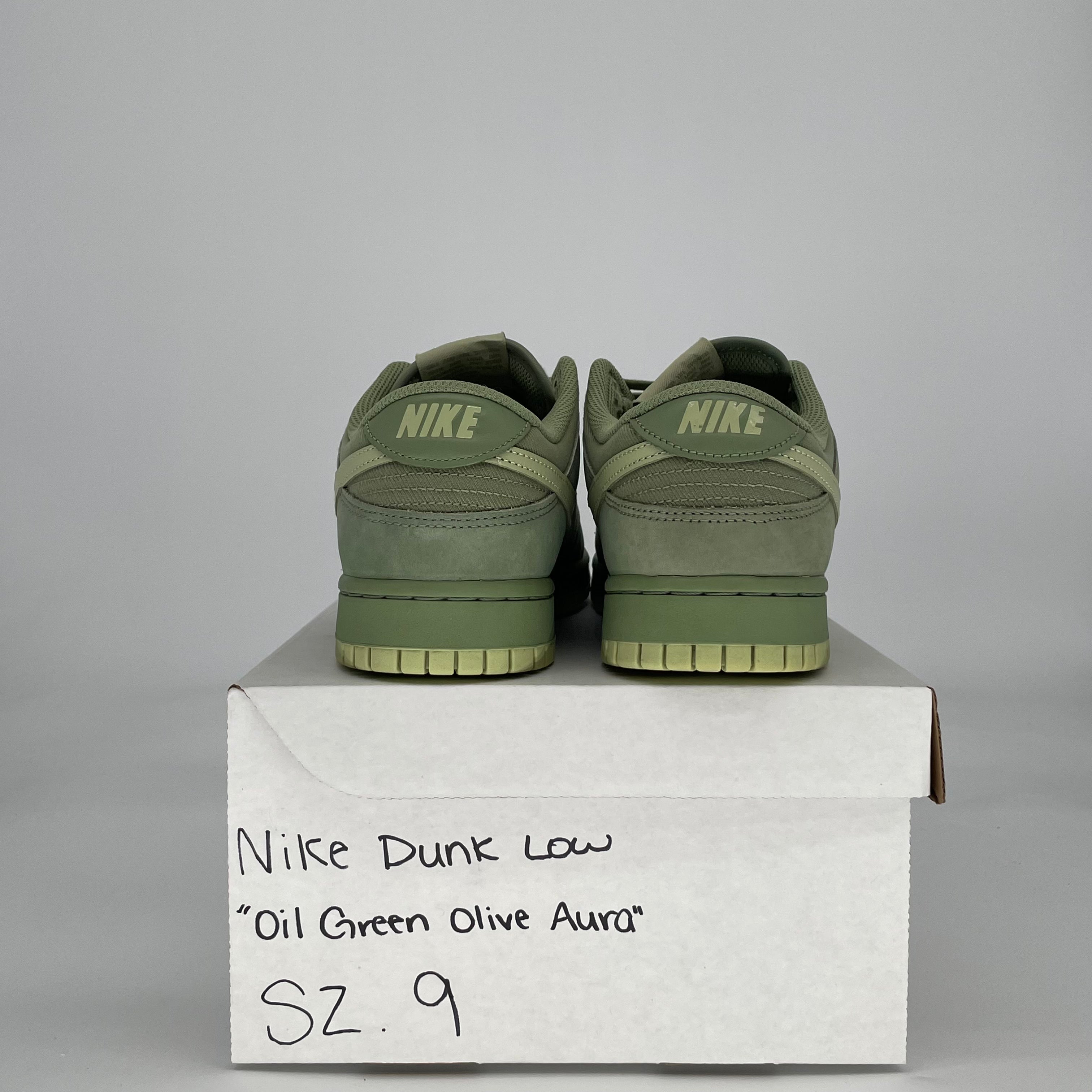 NIKE DUNK LOW OIL GREEN OLIVE AURA FB8895-300 SIZE 9/10.5W