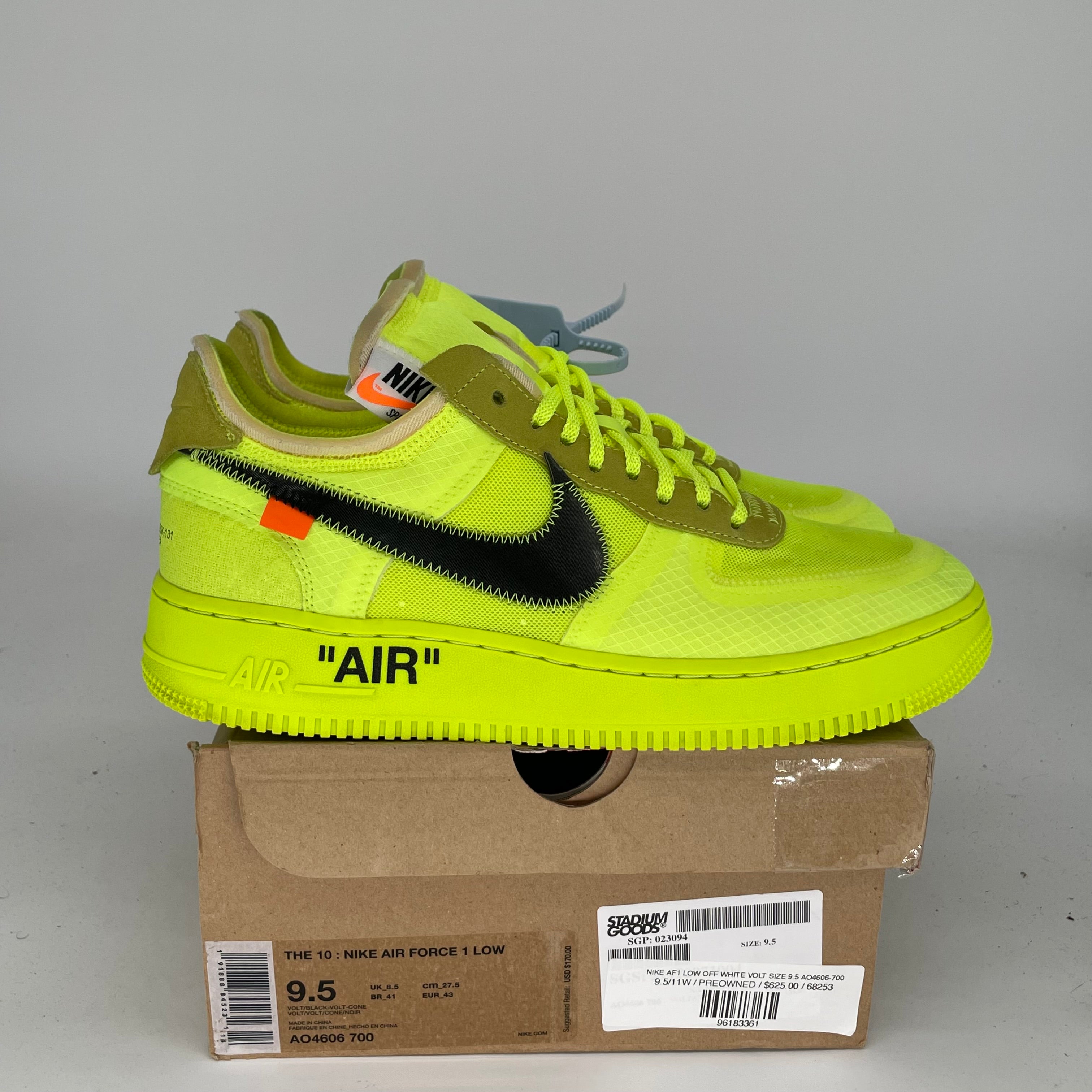 NIKE AIR FORCE 1 LOW OFF WHITE VOLT SIZE 9.5 AO4606-700