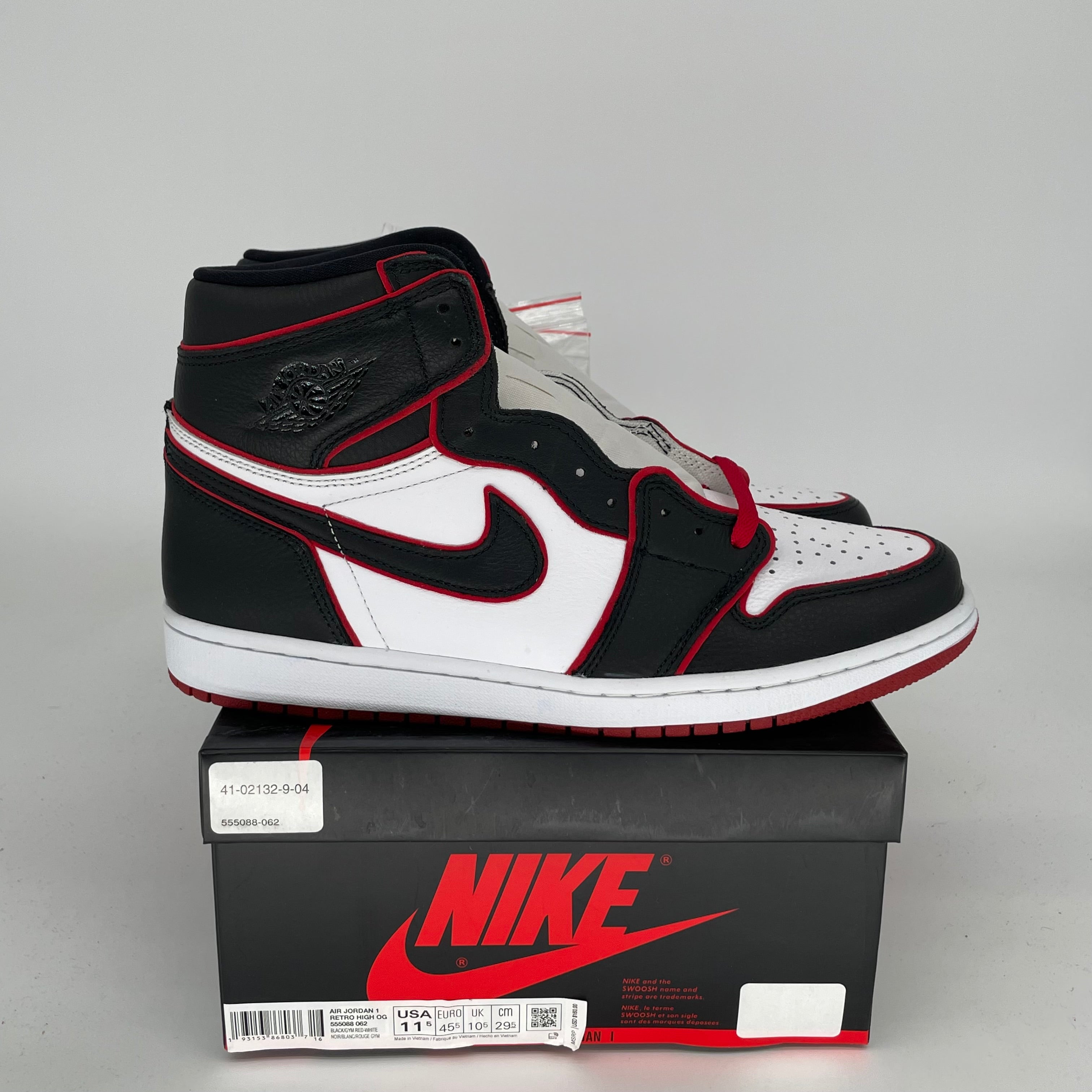 AIR JORDAN 1 BLOODLINE SIZE 11.5 555088-062