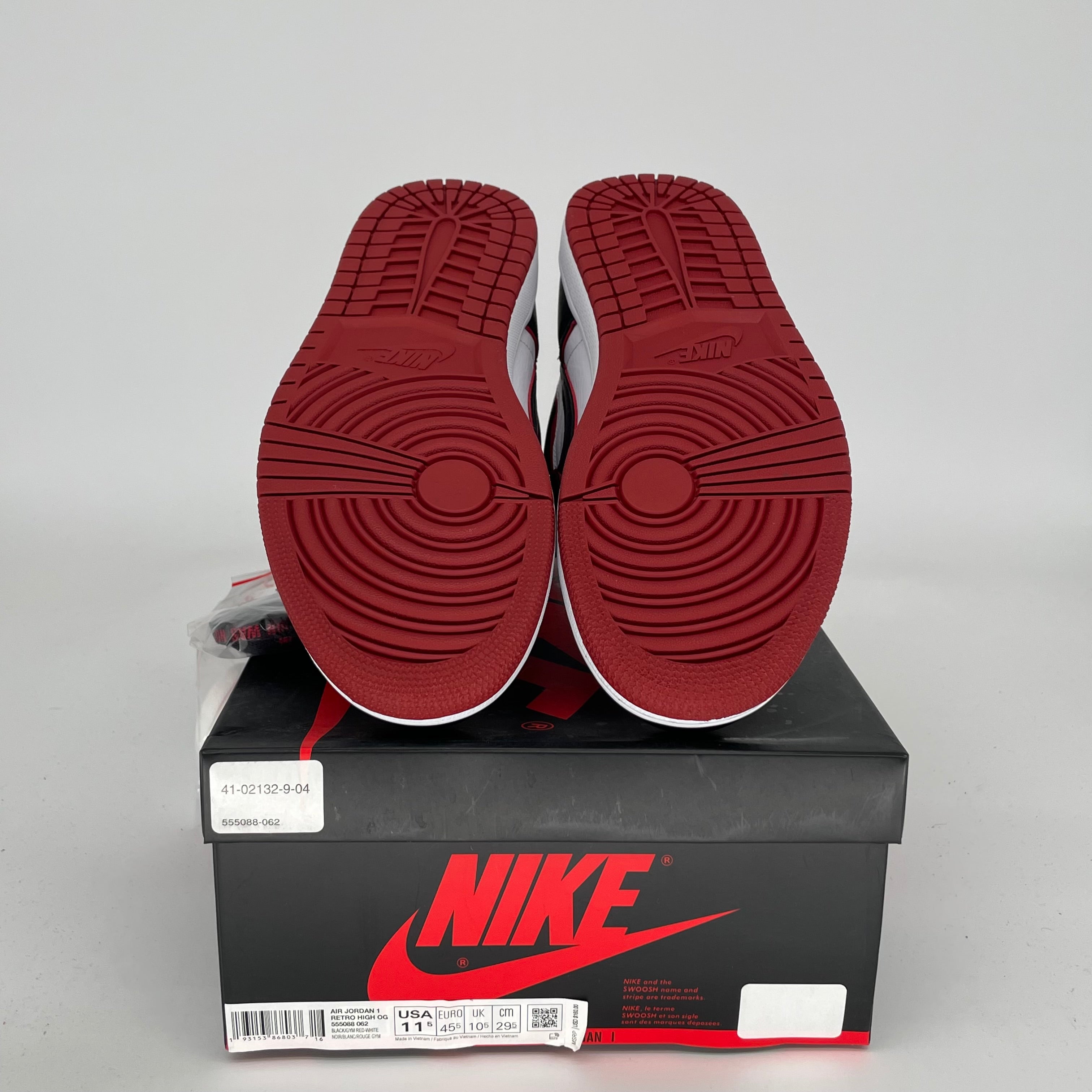 AIR JORDAN 1 BLOODLINE SIZE 11.5 555088-062