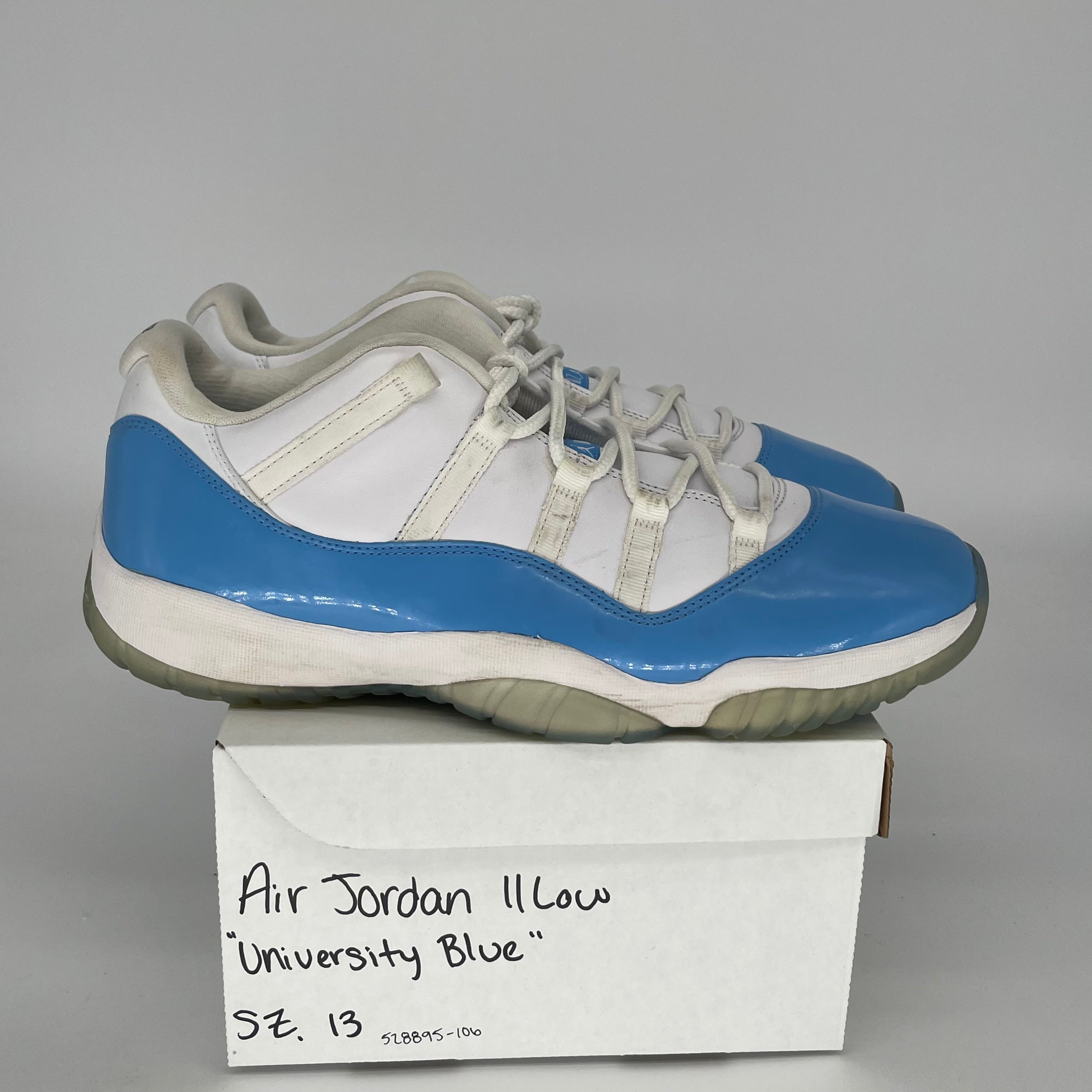 AIR JORDAN 11 LOW UNIVERSITY BLUE SIZE 13 528895-106