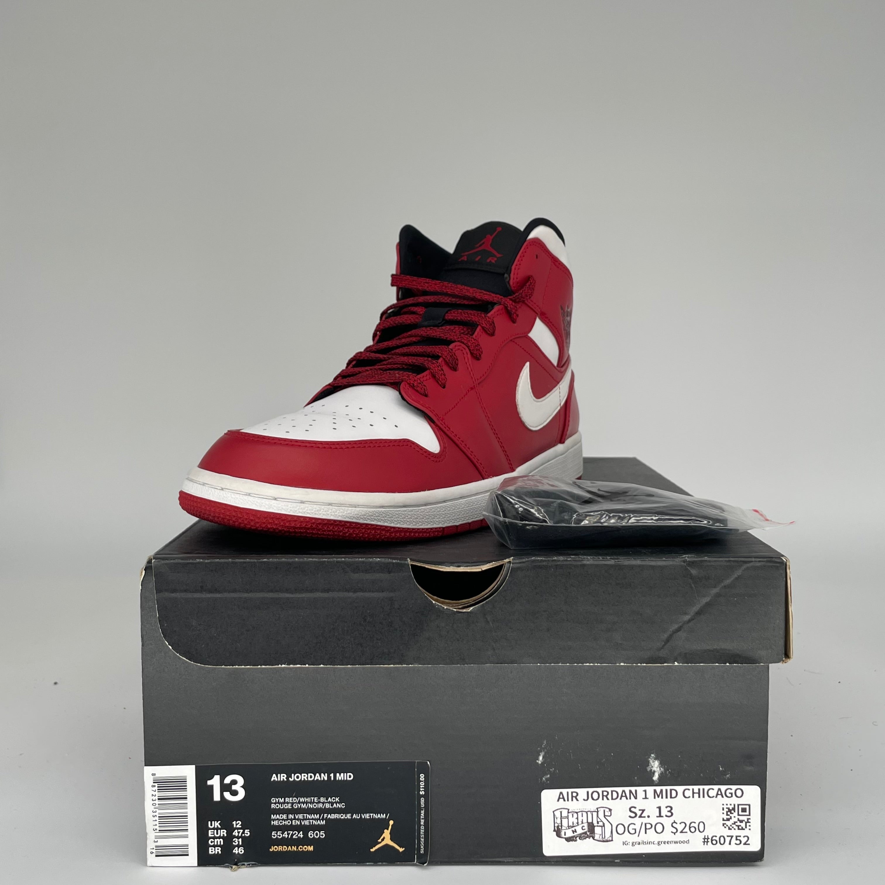 AIR JORDAN 1 MID CHICAGO SIZE 13/14.5W 554724-605