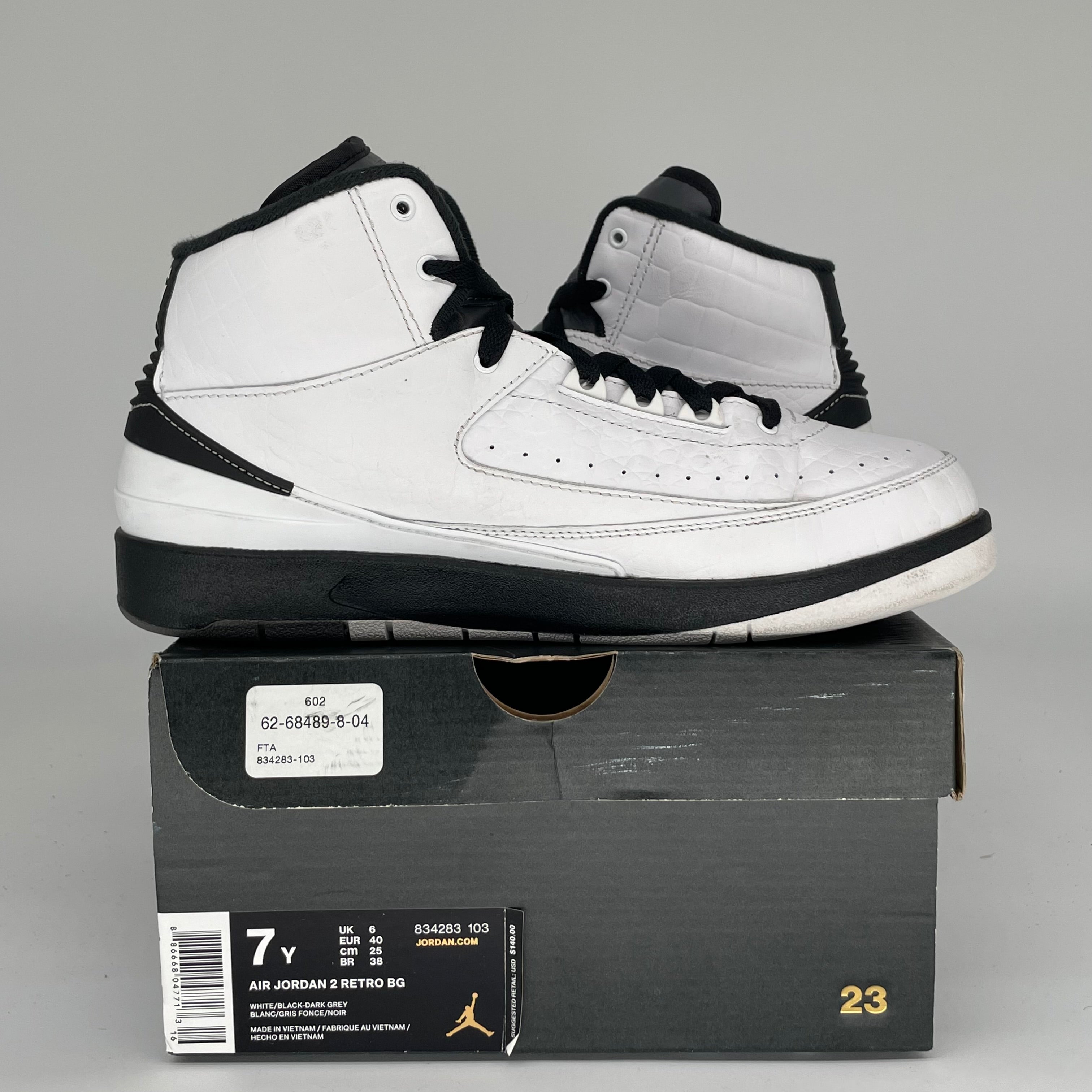 AIR JORDAN 2 WING IT SIZE 7Y 834283-103