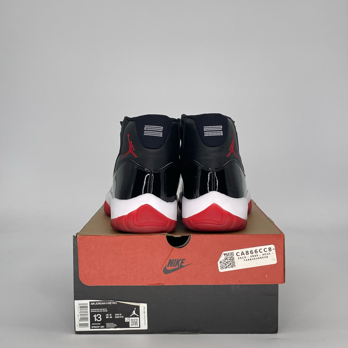 Jordan 11 Retro Playoffs Bred (2019)