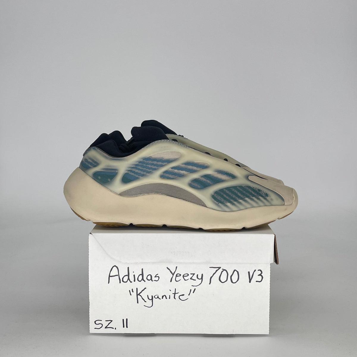 adidas Yeezy 700 V3 Kyanite