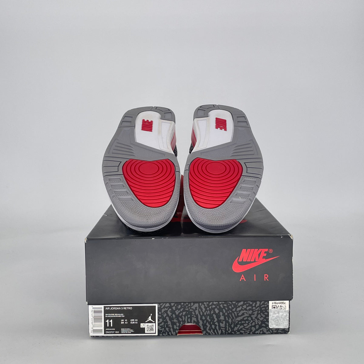 Jordan 3 Retro Fire Red (2022)