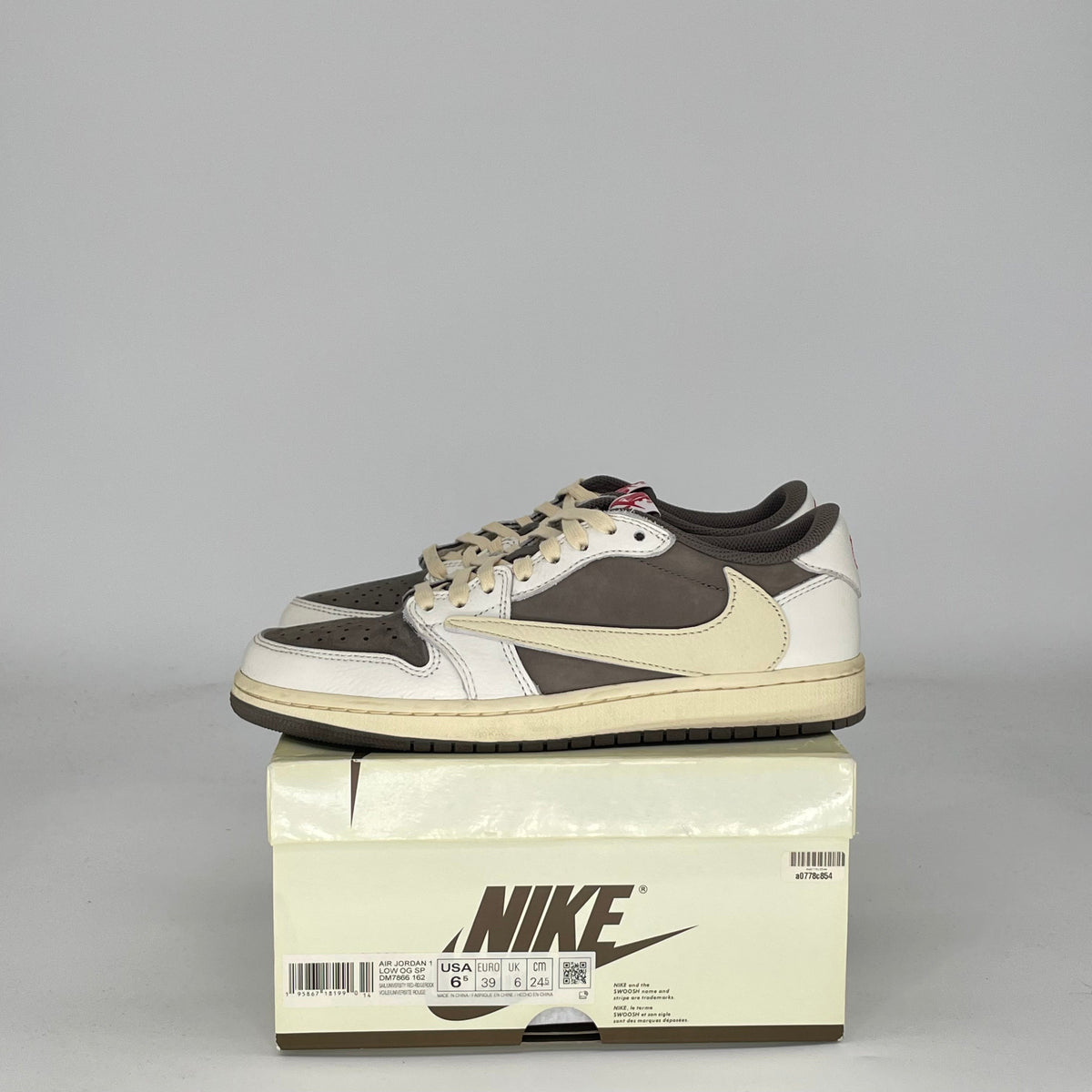 Jordan 1 Retro Low OG SP Travis Scott Reverse Mocha