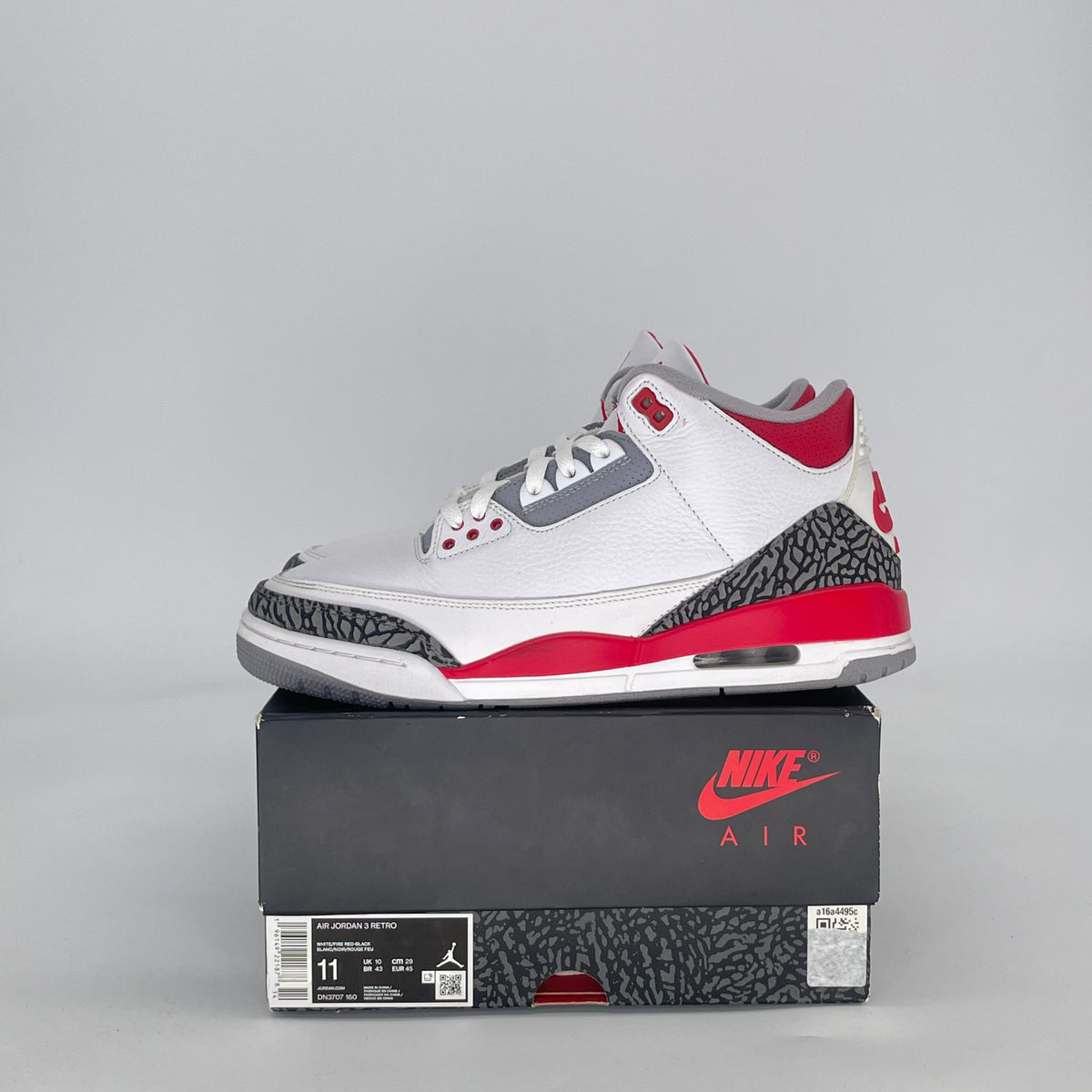 Jordan 3 Retro Fire Red (2022)