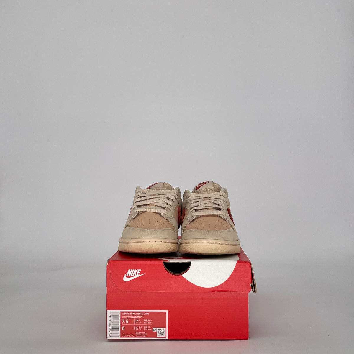 Nike Dunk Low Terry Swoosh (Women's)