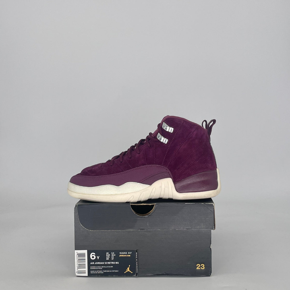 Jordan 12 Retro Bordeaux (GS)