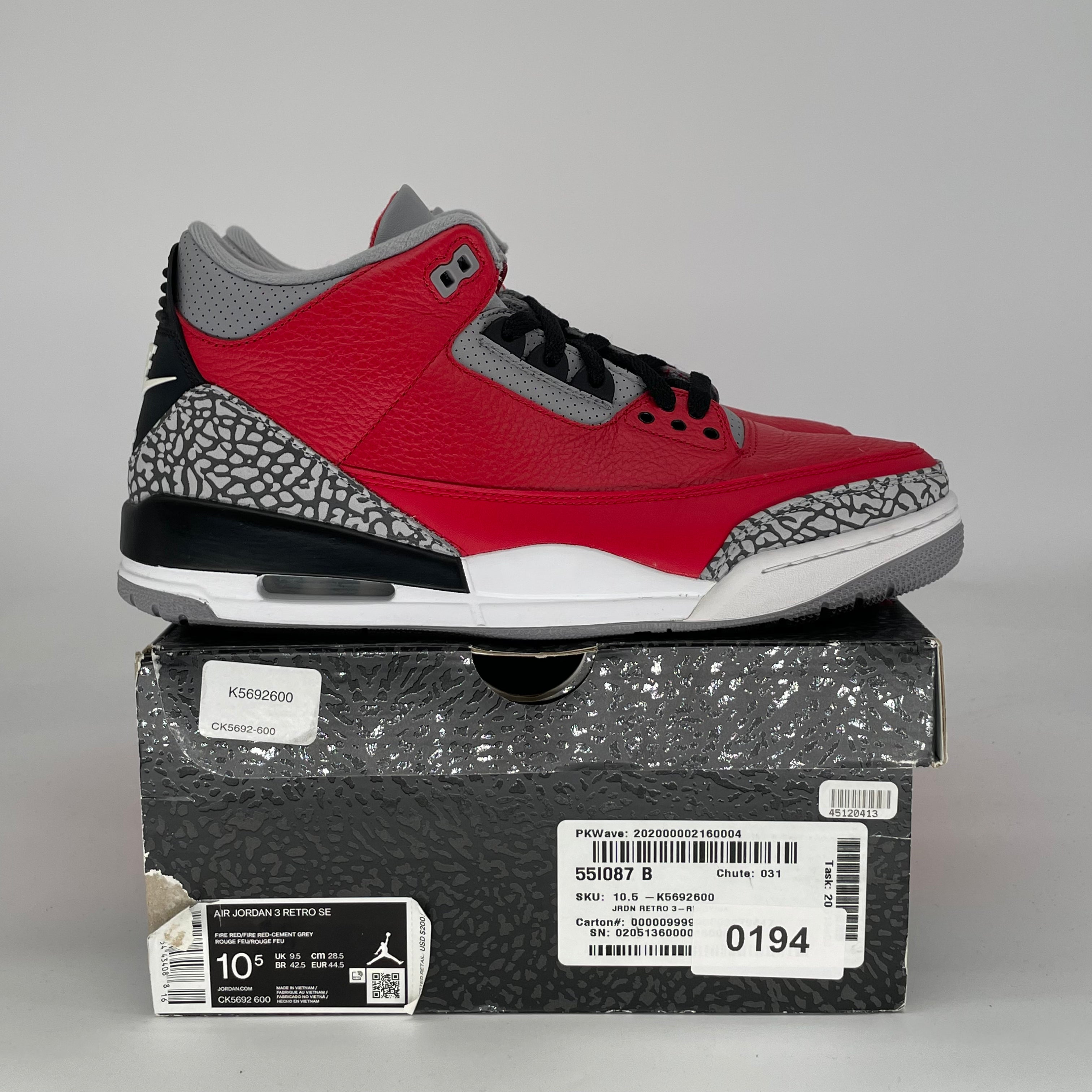AIR JORDAN 3 UNITE CK5692-600 SIZE 10.5/12W