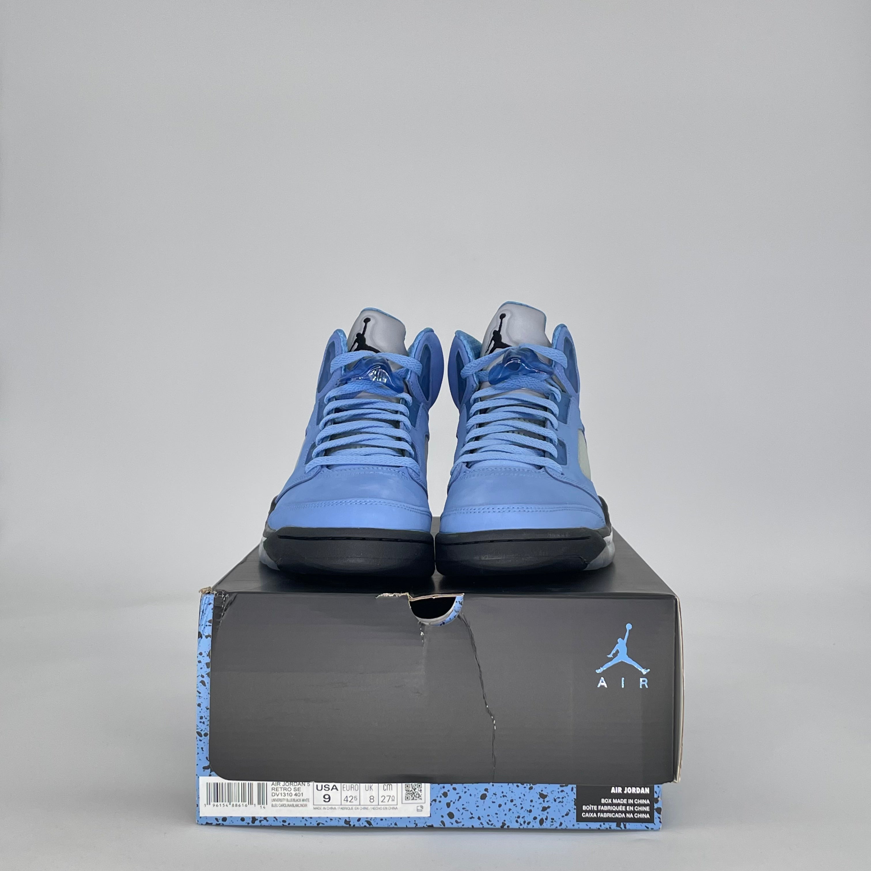 AIR JORDAN 5 UNC UNIVERSITY BLUE DV1310-401 SIZE 9/10.5W