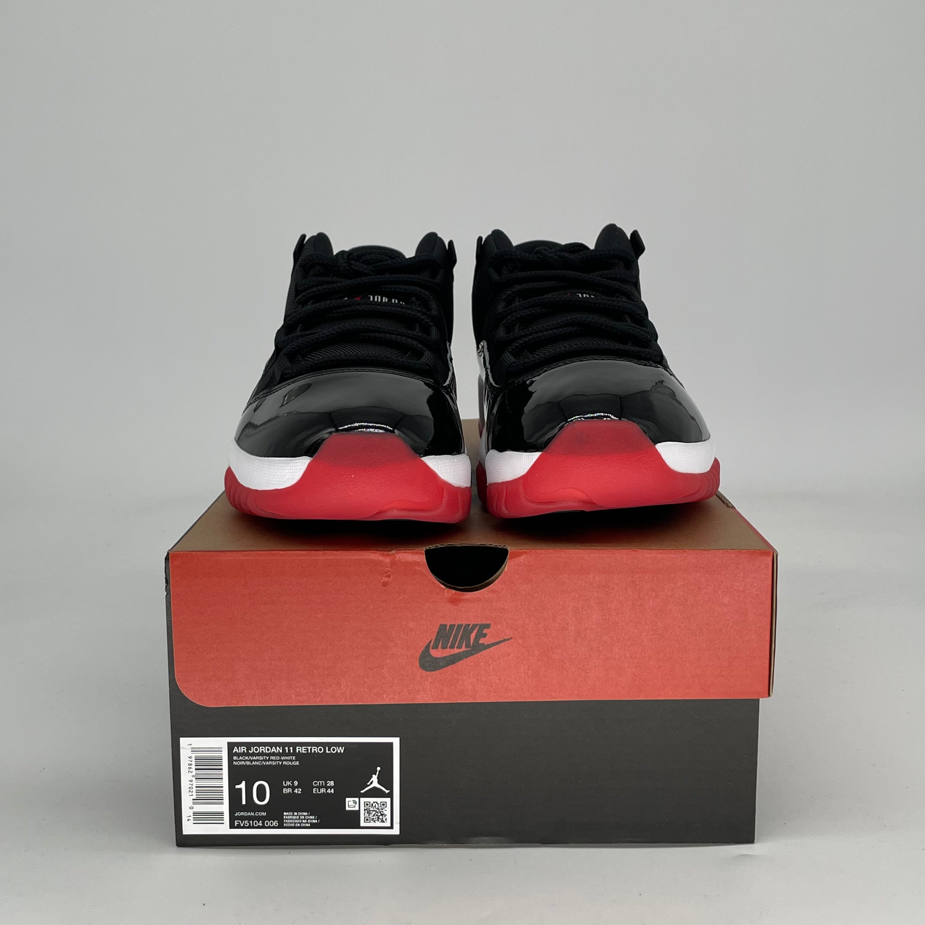 AIR JORDAN 11 LOW BRED FV5104-006 SIZE 10/11.5W