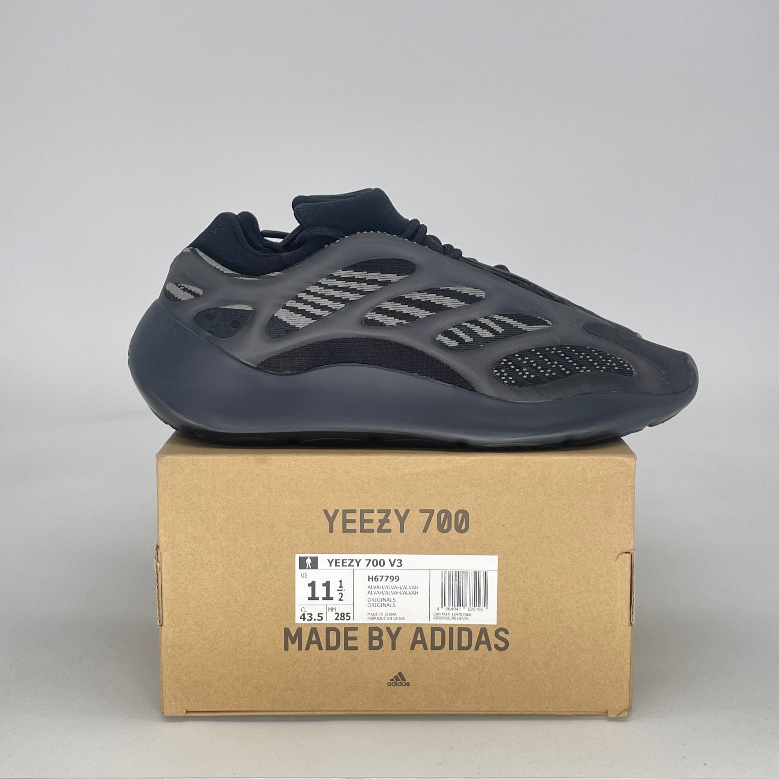 ADIDAS YEEZY 700 V3 ALVAH H67799 SIZE 11.5/13W
