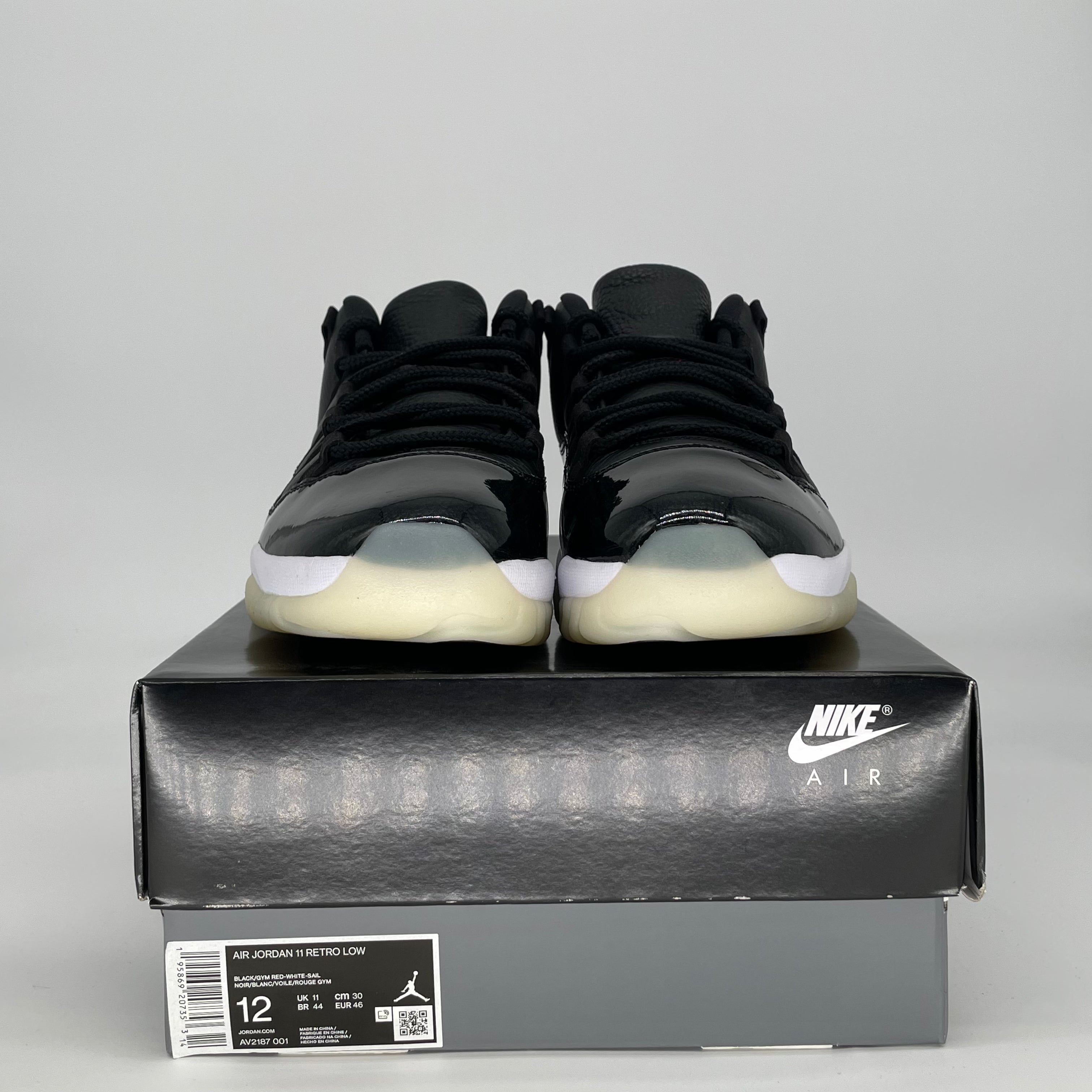 AIR JORDAN 11 LOW 72-10 AV2187-001 SIZE 12/13.5W