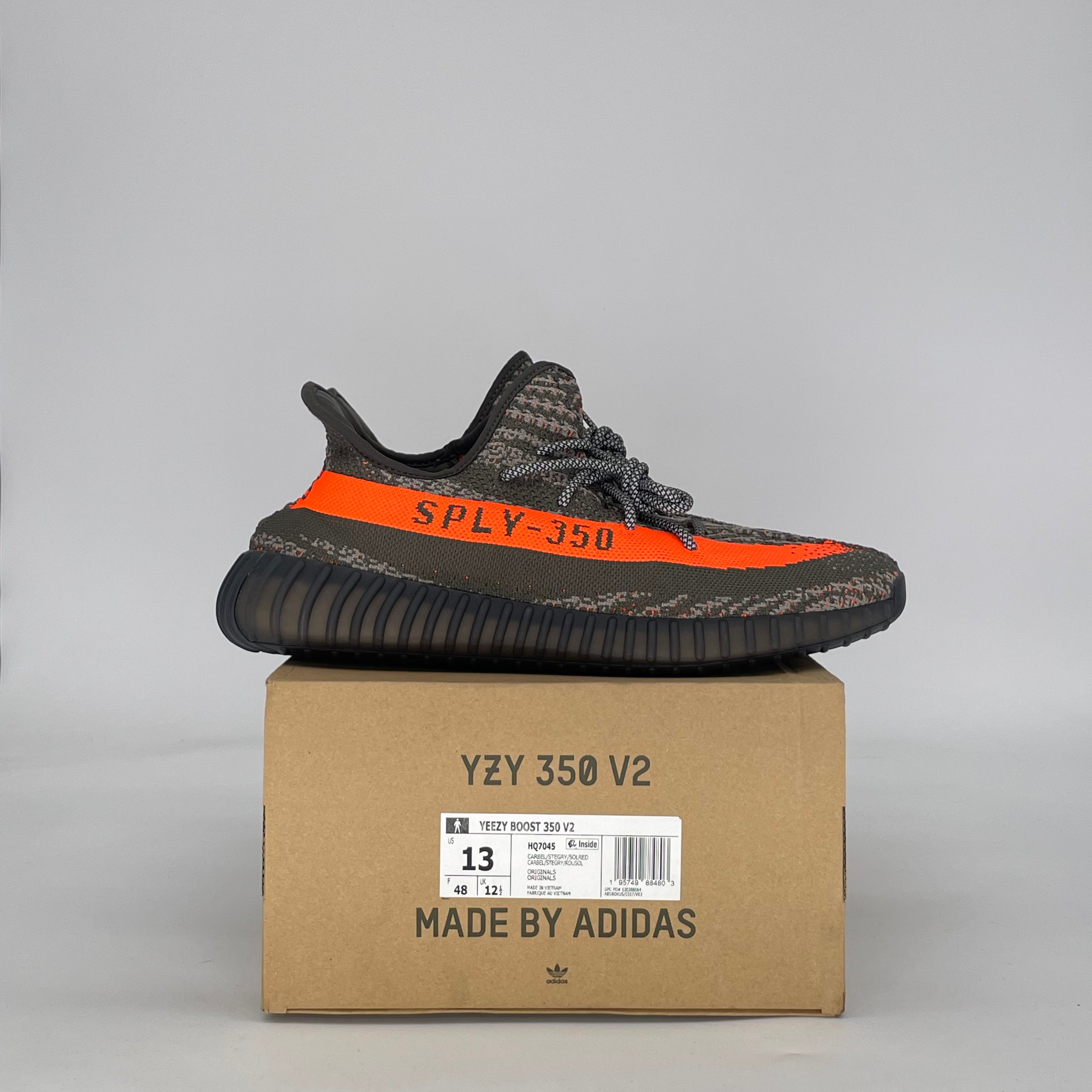 ADIDAS YEEZY BOOST 350 V2 CARBON BELUGA HQ7045 SIZE 13/14.5W