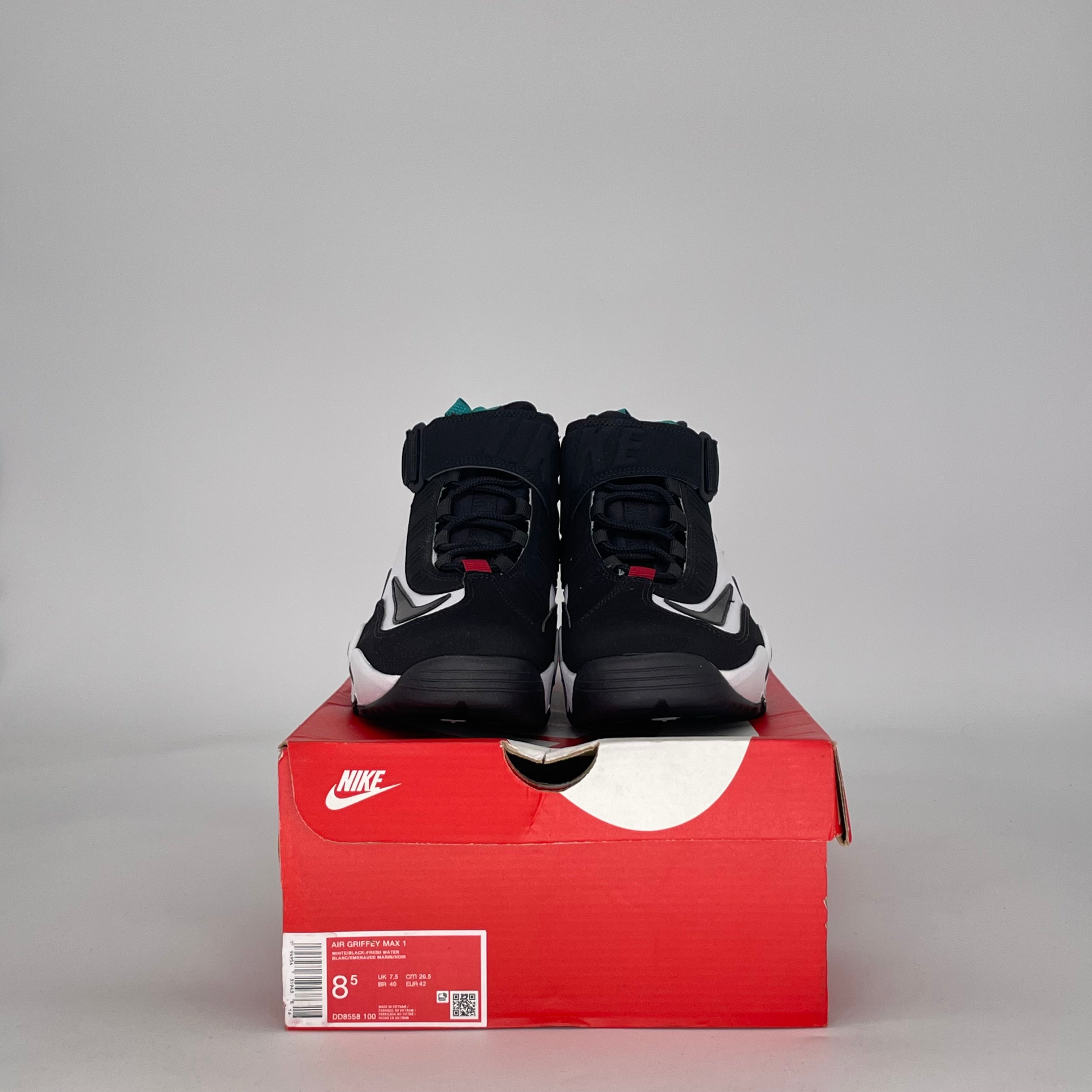 NIKE AIR GRIFFEY MAX 1 WHITE FRESHWATER (2021) DD8558-100 SIZE 8.5/10W