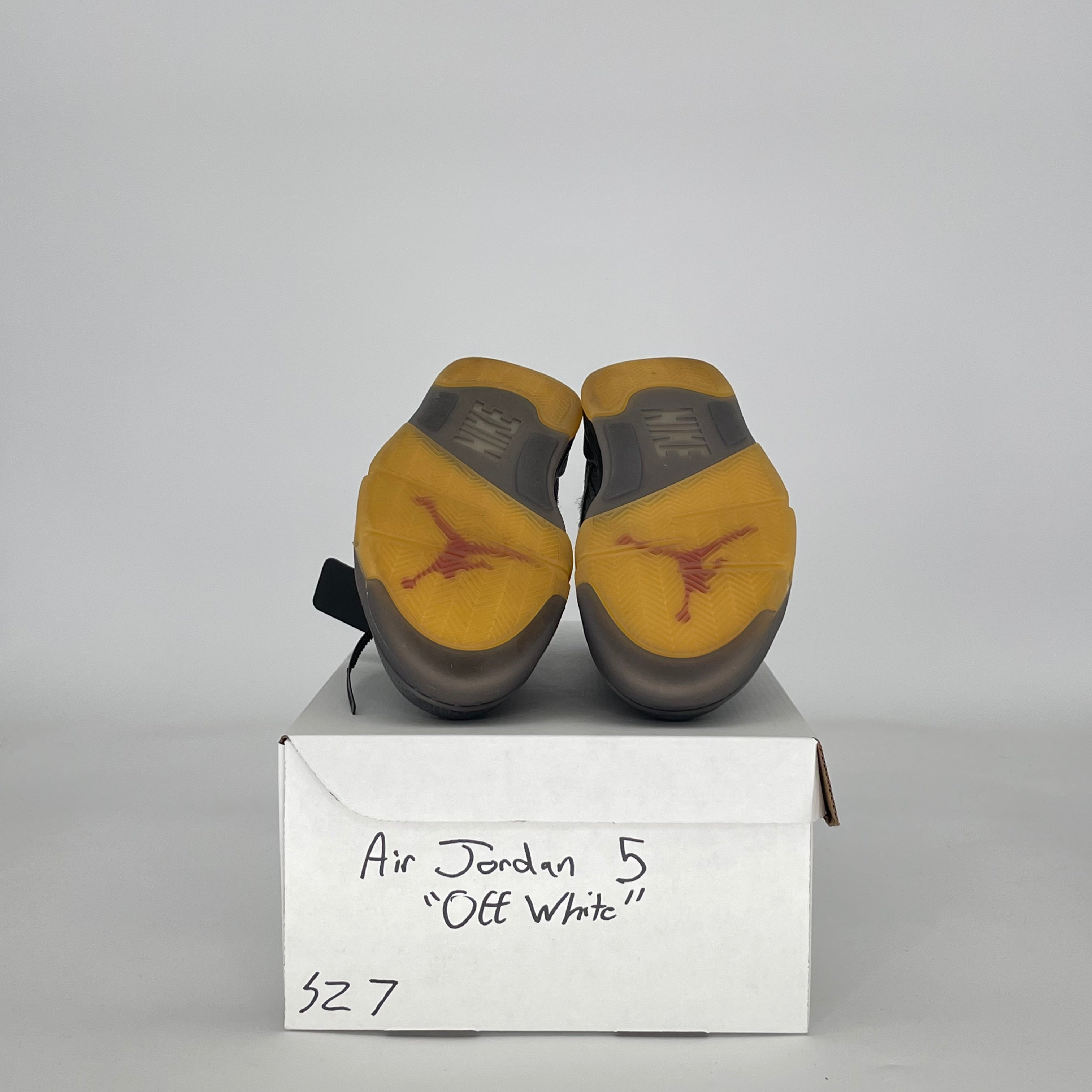 AIR JORDAN 5 OFF-WHITE MUSLIN CT8480-001 SIZE 7/8.5W GS