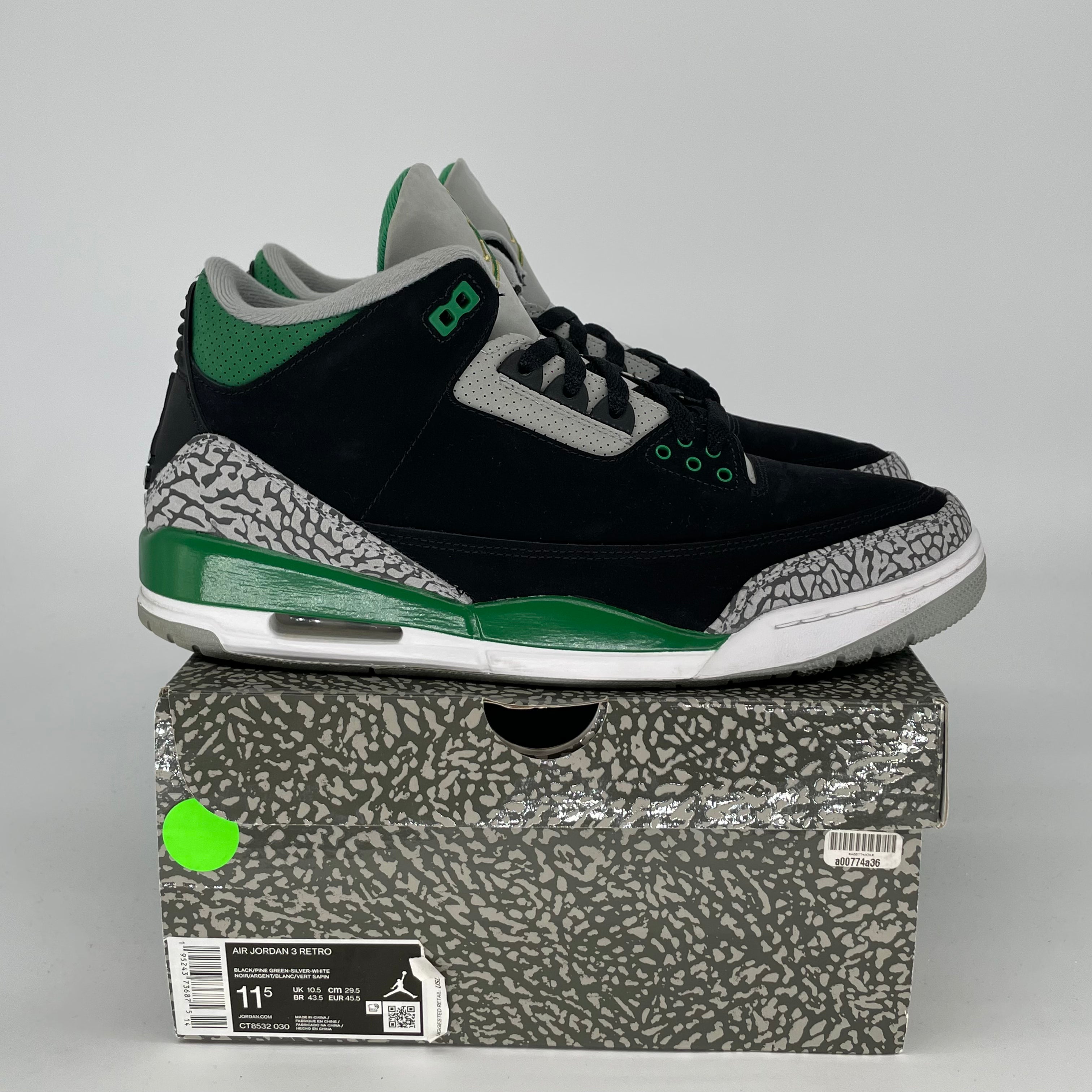 AIR JORDAN 3 PINE GREEN SIZE 11.5/13W CT8532-030