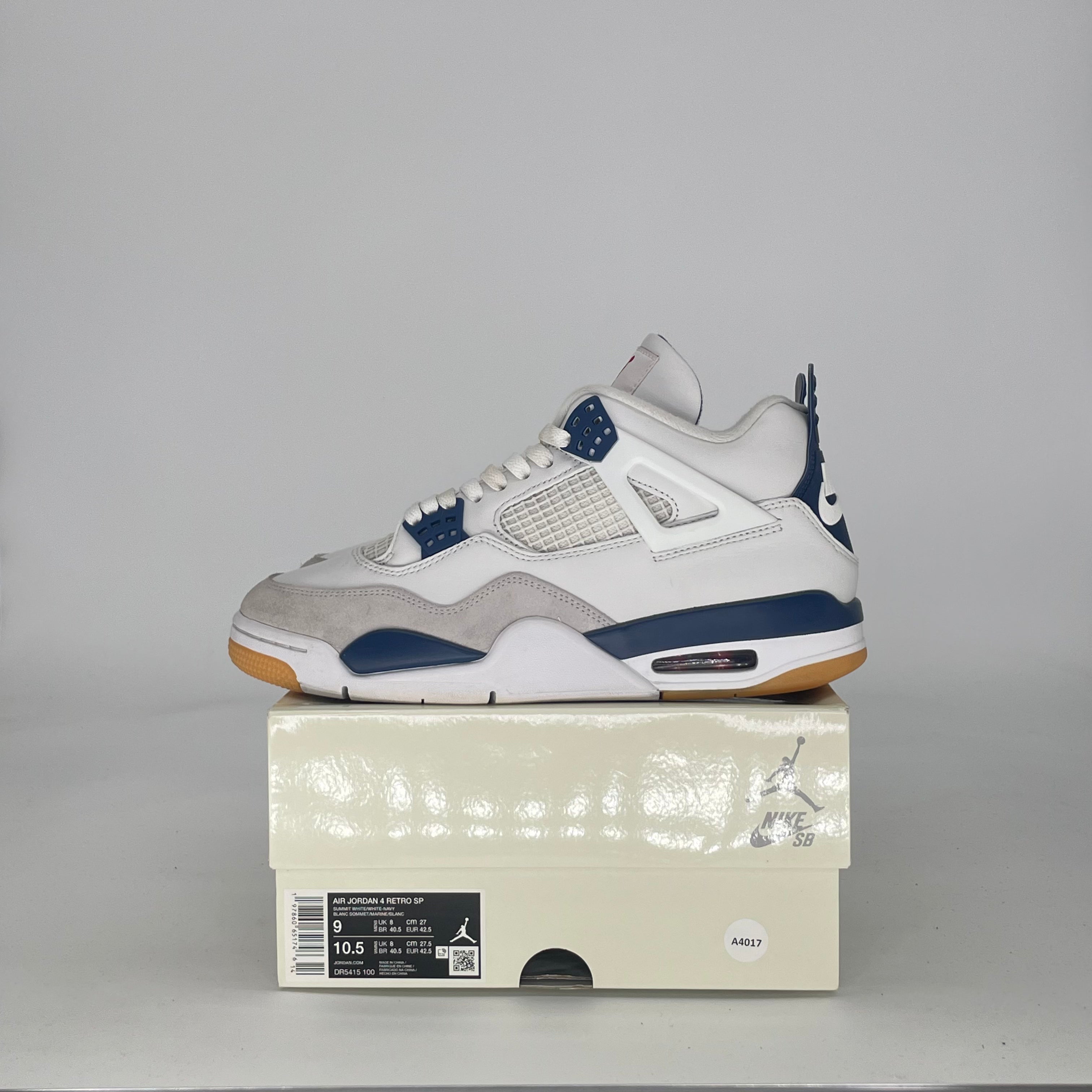 AIR JORDAN 4 SB NAVY DR5415-100 SIZE 9/10.5W