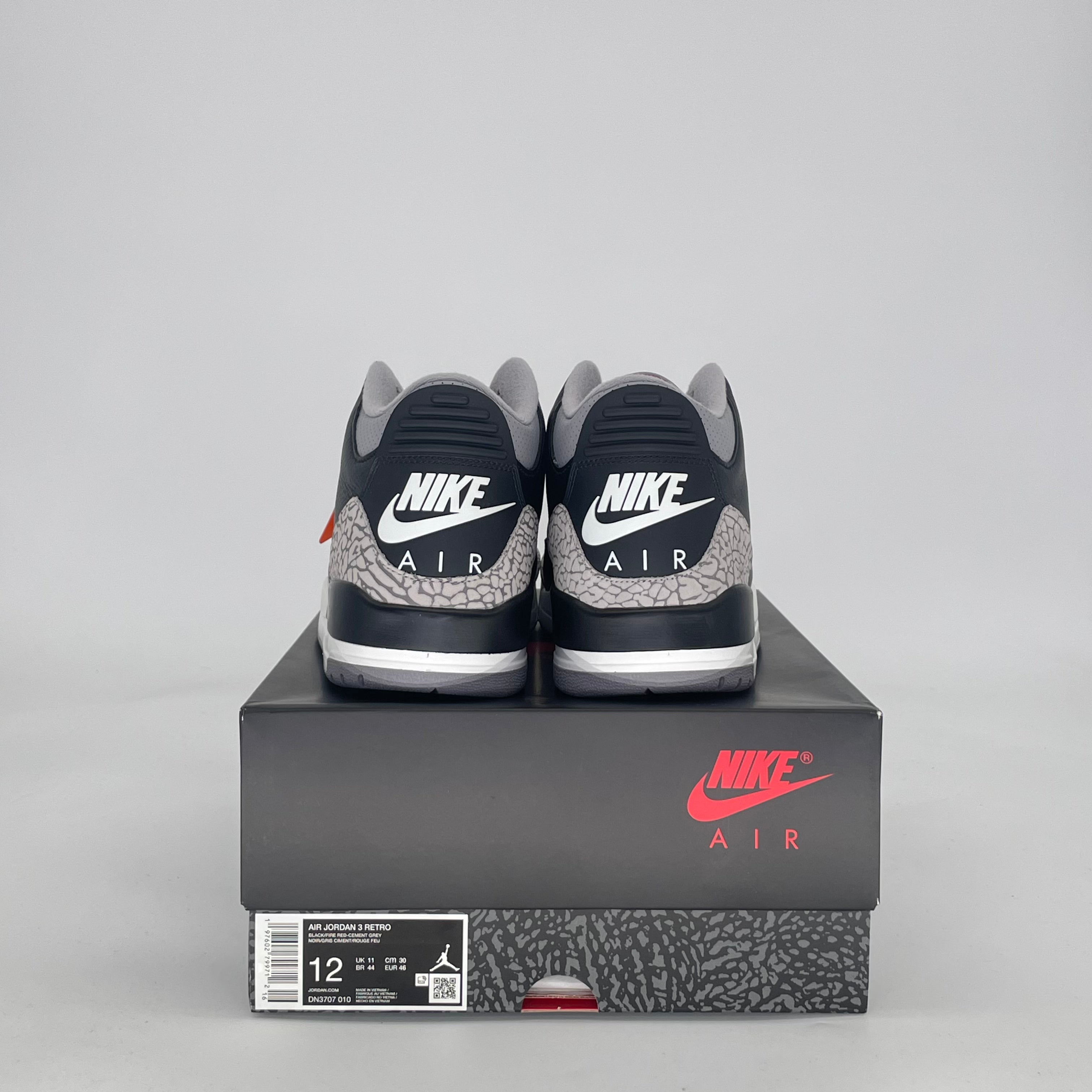 AIR JORDAN 3 BLACK CEMENT DN3707-010 SIZE 12/13.5W