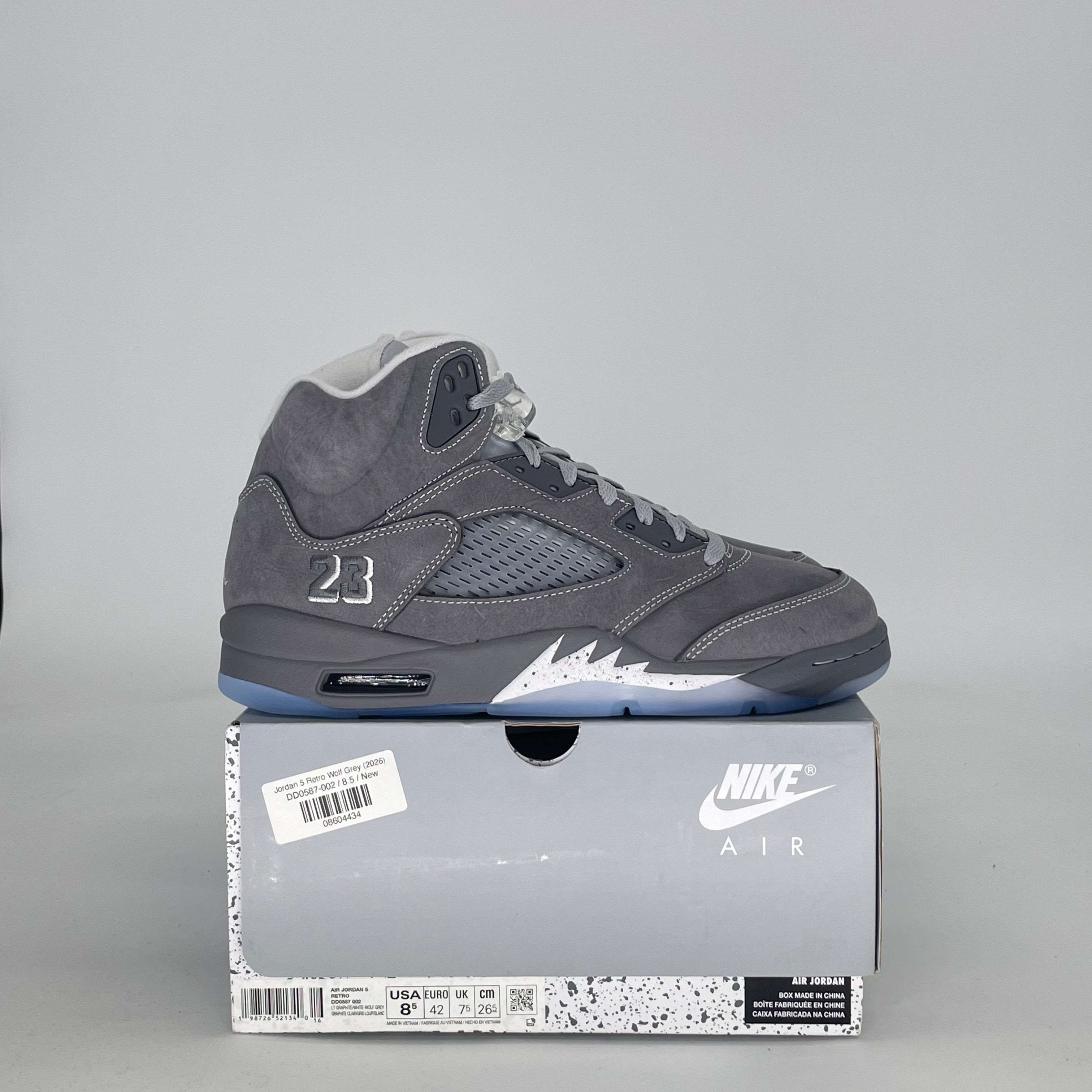 AIR JORDAN 5 WOLF GREY DD0587-002 SIZE 8.5/10W