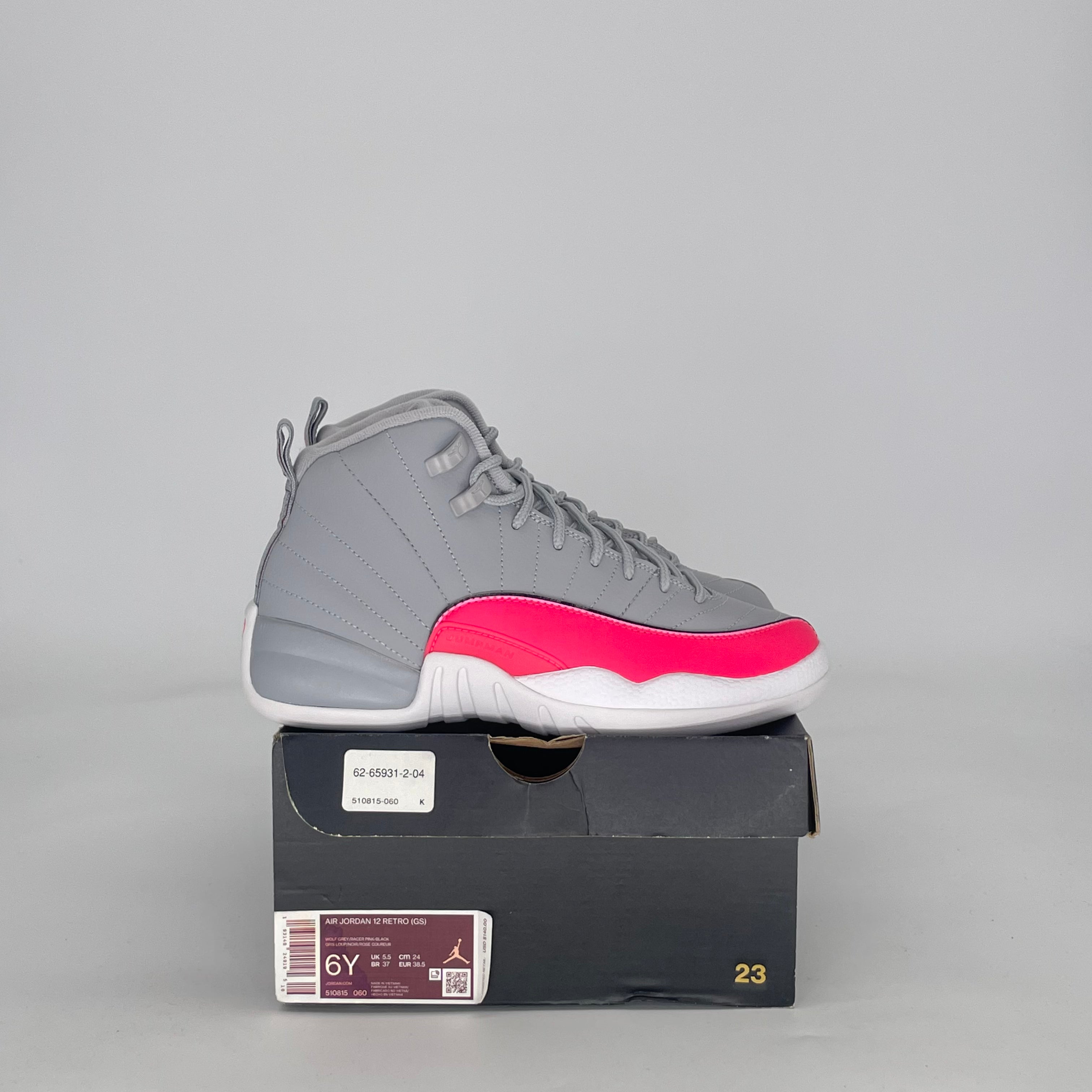 AIR JORDAN 12 WOLF GREY RACER PINK 510815-060 SIZE 6/7.5W GS